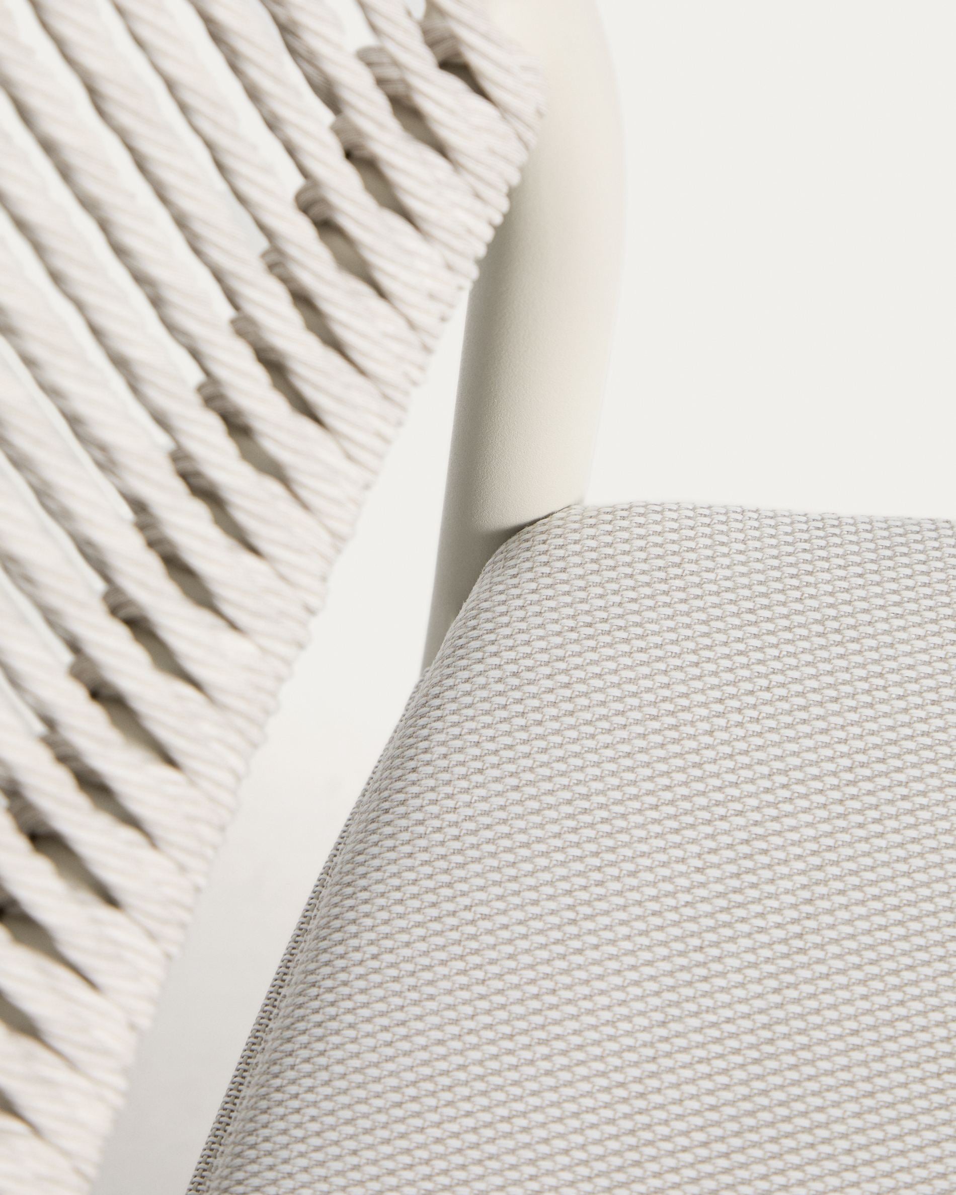 Záhradná stolička ARGASI ecru