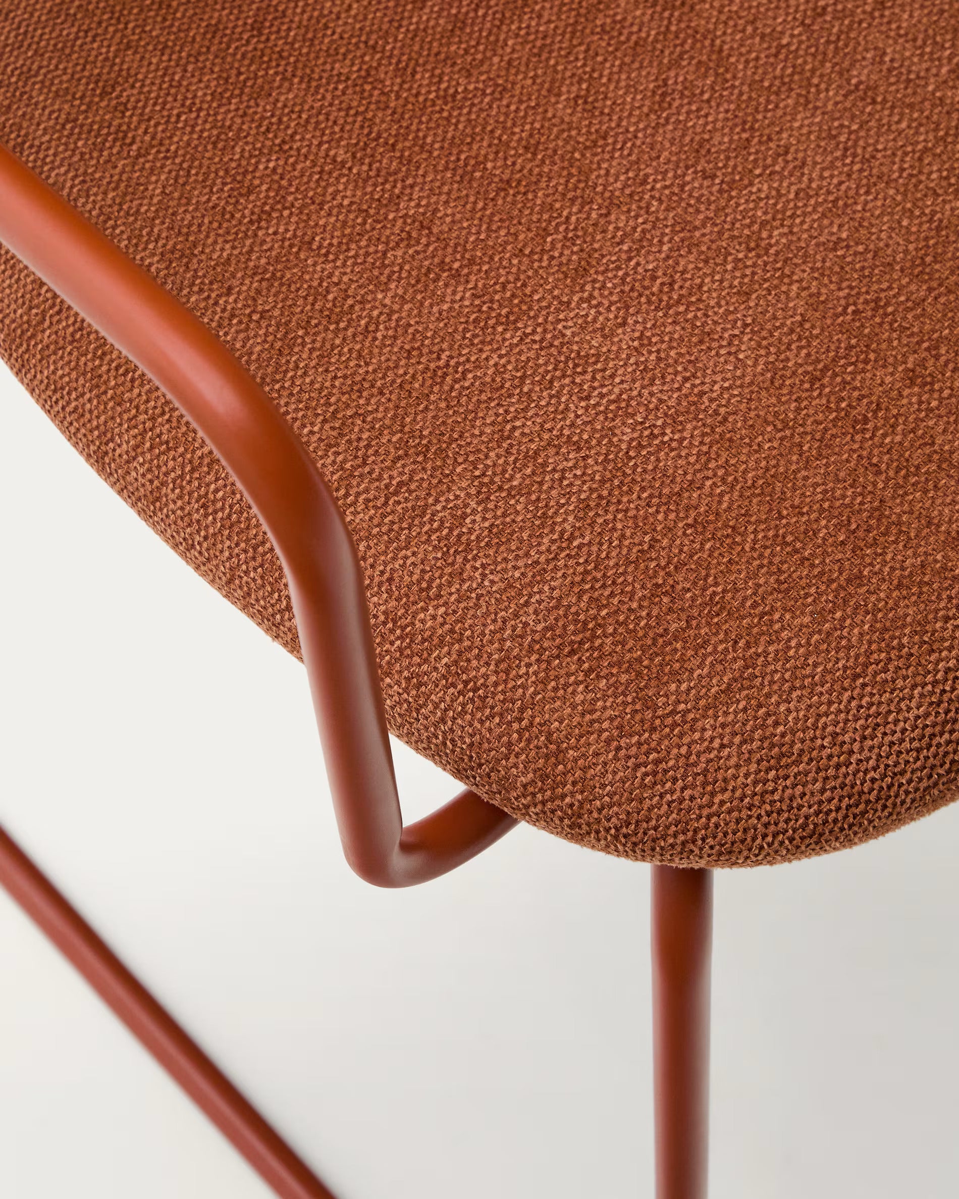 Kreslo s opierkami MELI terakota