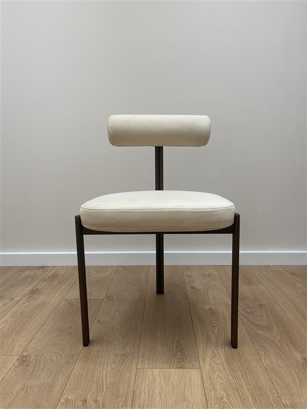 Sametová stolička CAILLOU béžová - po výstave