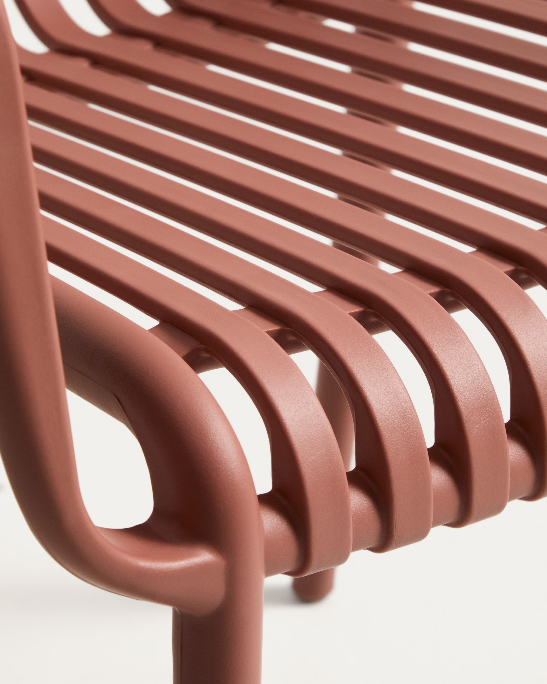 ISABELLINI Terracotta Garden Chair