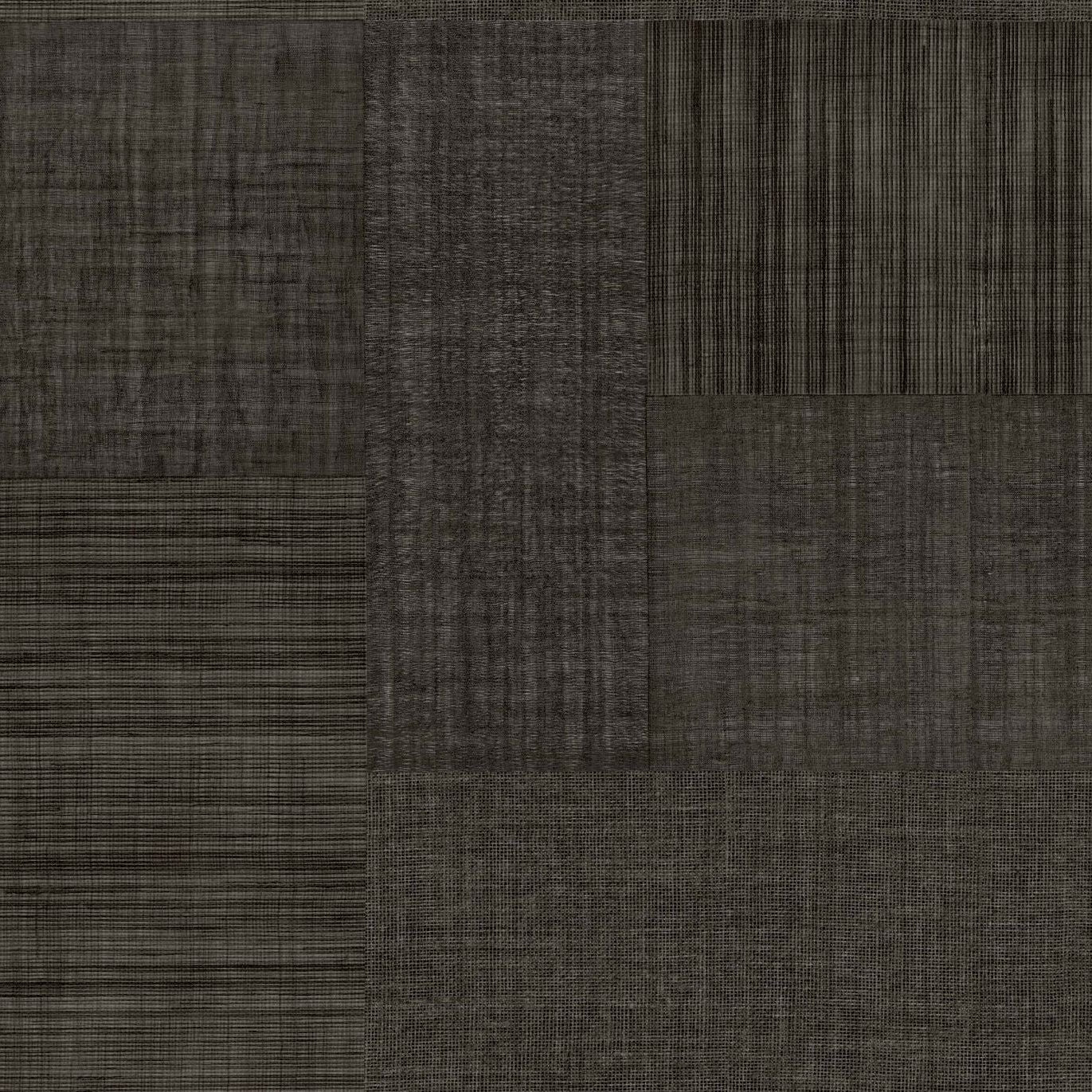 Tapeta štrukturálna geometrická patchwork napodobňujúca tkaninu MESTIZO - NOIR čierna