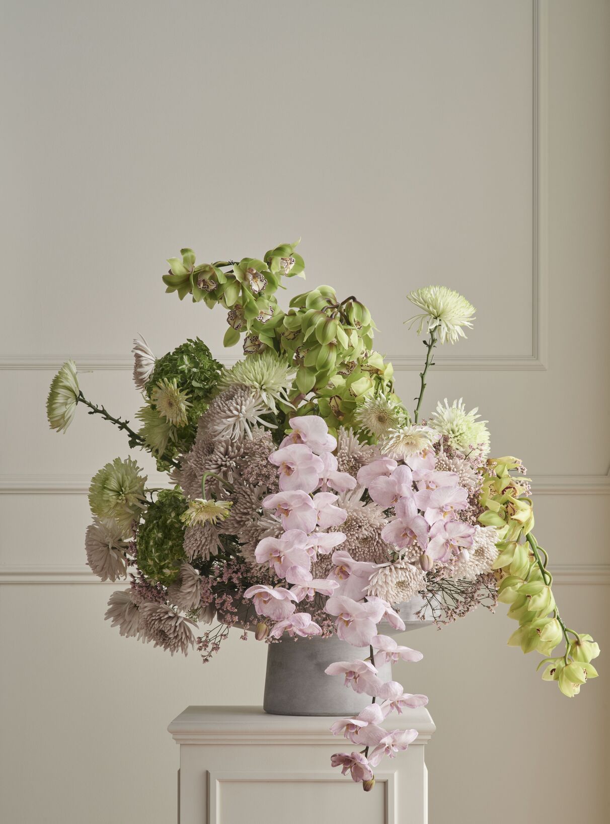 Kvetináč COMBO šedý cement