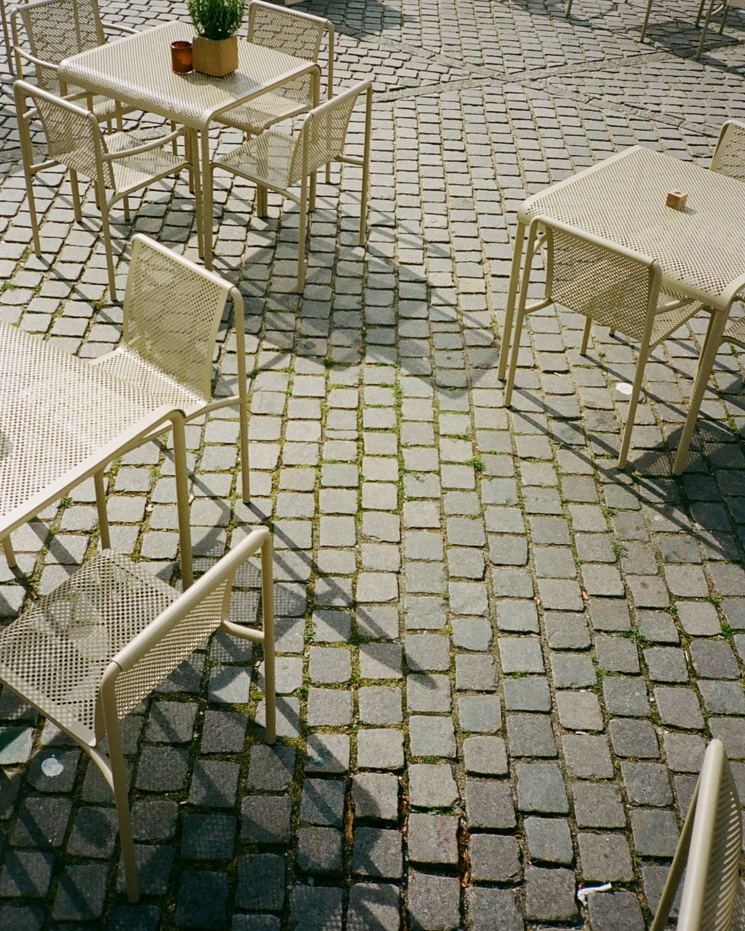 DAPPLE Beige Square Table