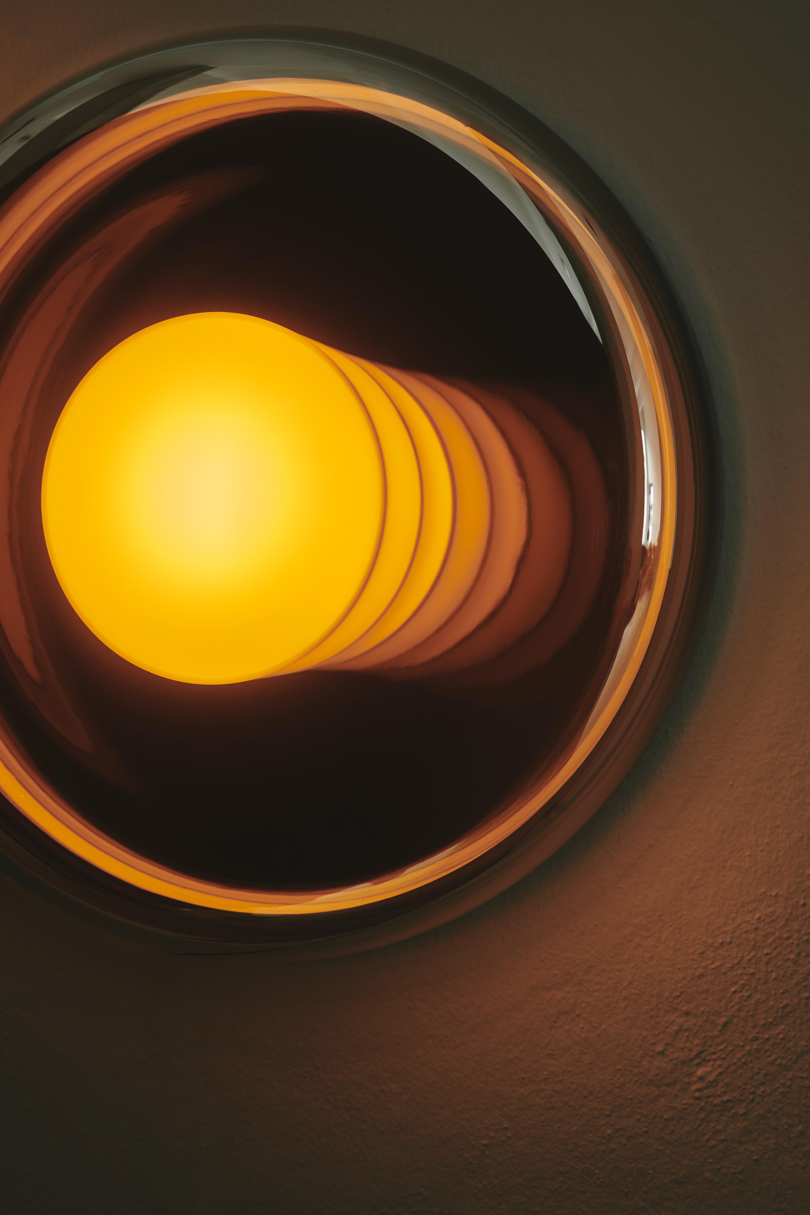 Nástenné svietidlo ENDLESS sklo s povrchovou úpravou