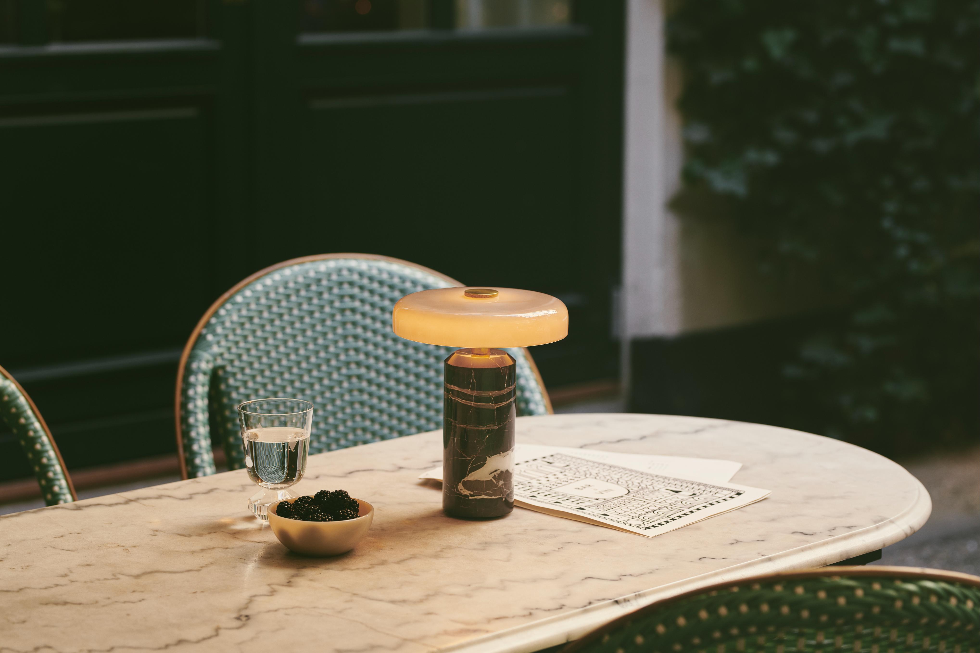 Prenosná lampa TRIP šedý mramor s dymovým sklom