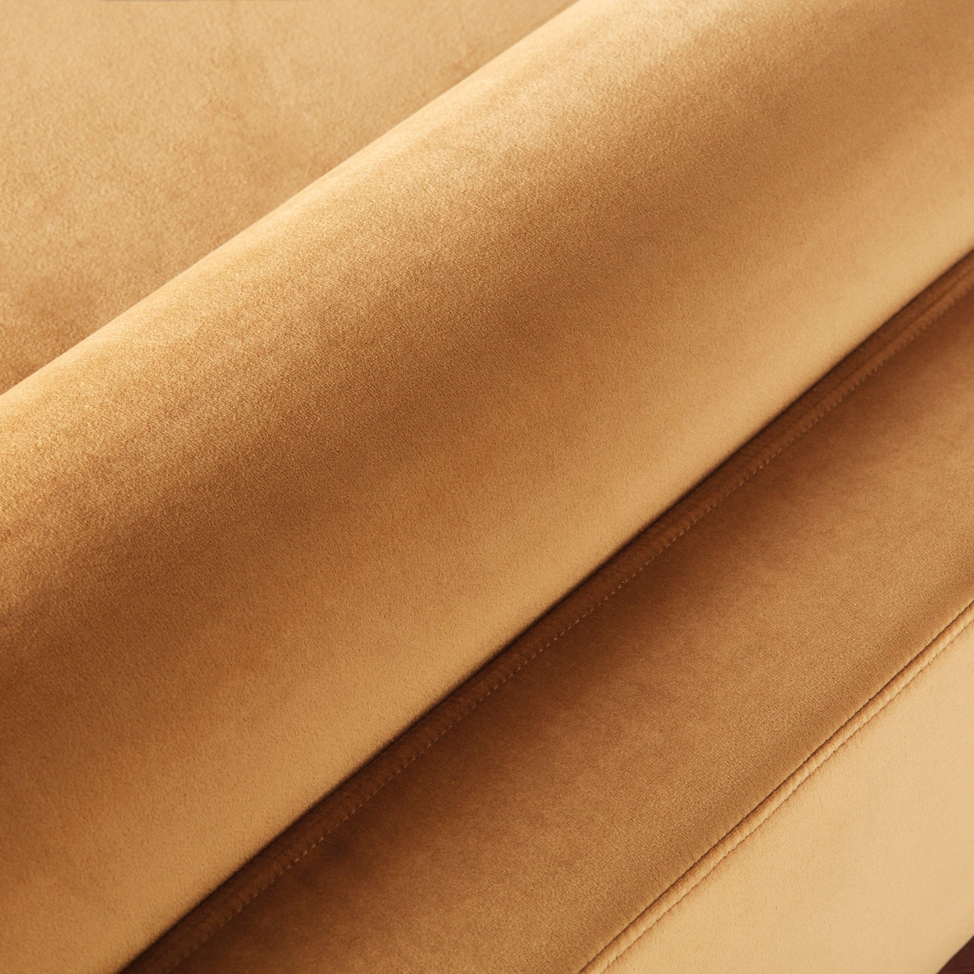 Ležadlo v horčicovom zamatě