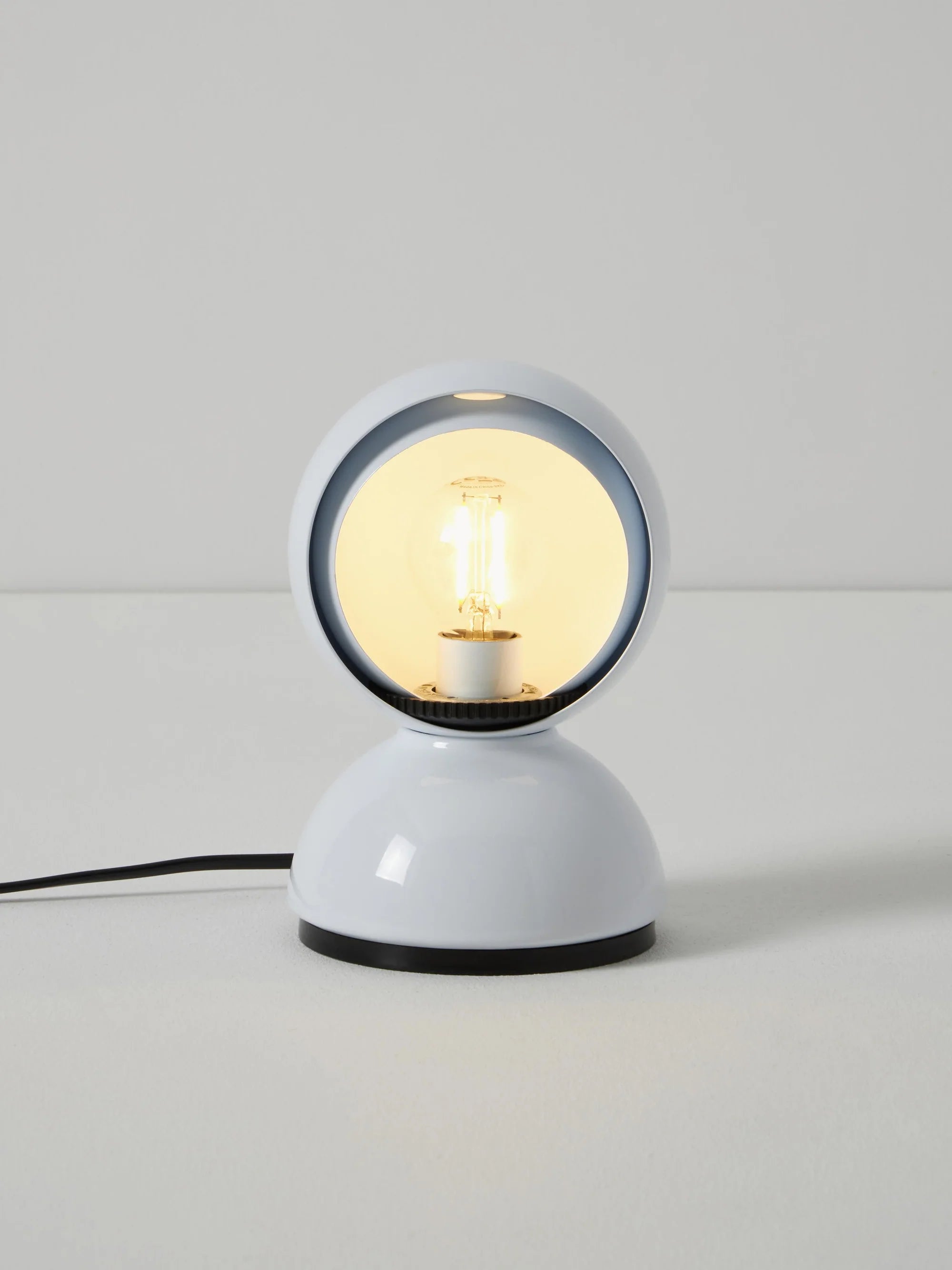 ECLISSE White Table Lamp
