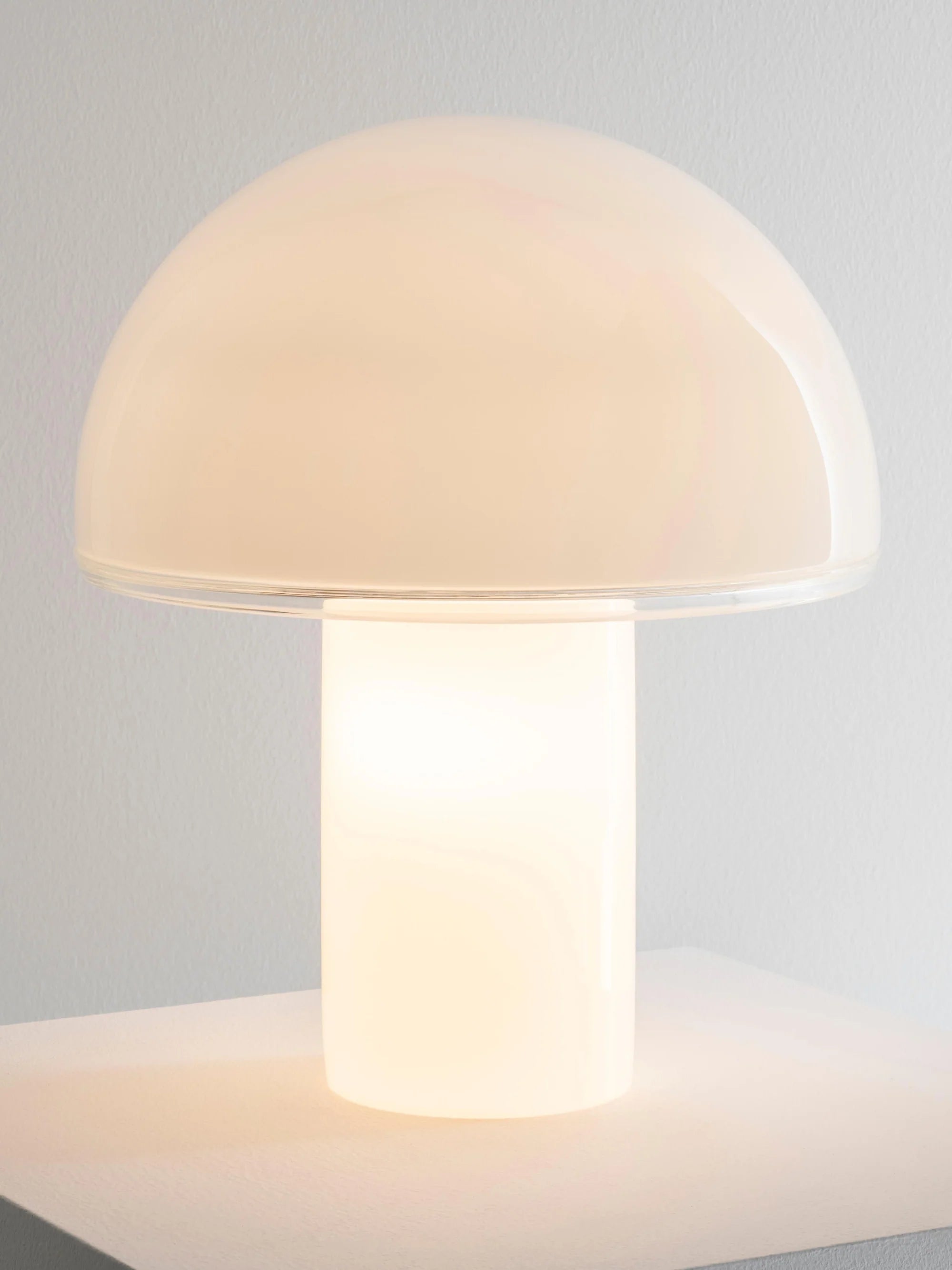 ONFALE Table Lamp Blown Glass