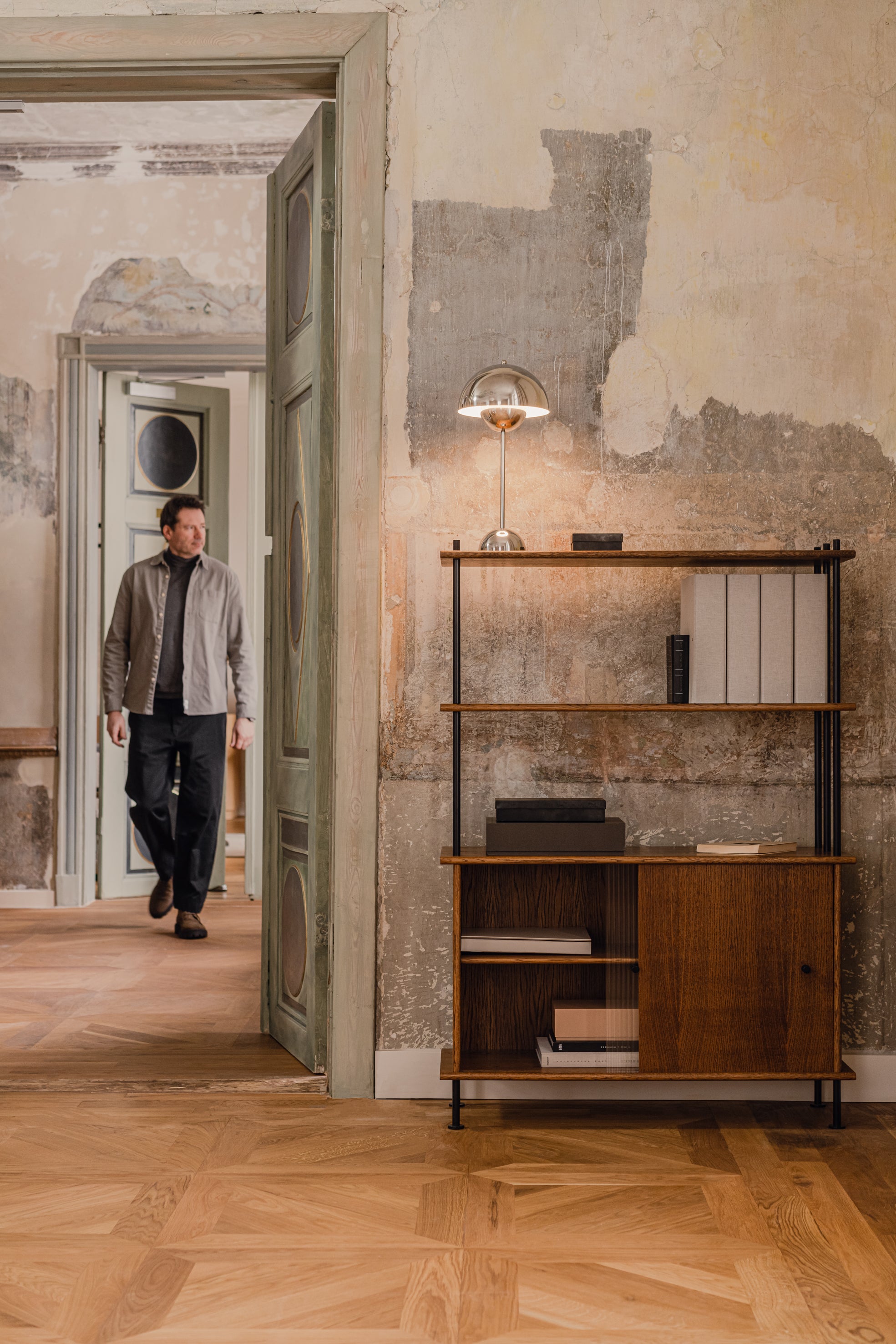 BAVA 100 Oak Wood Cabinet