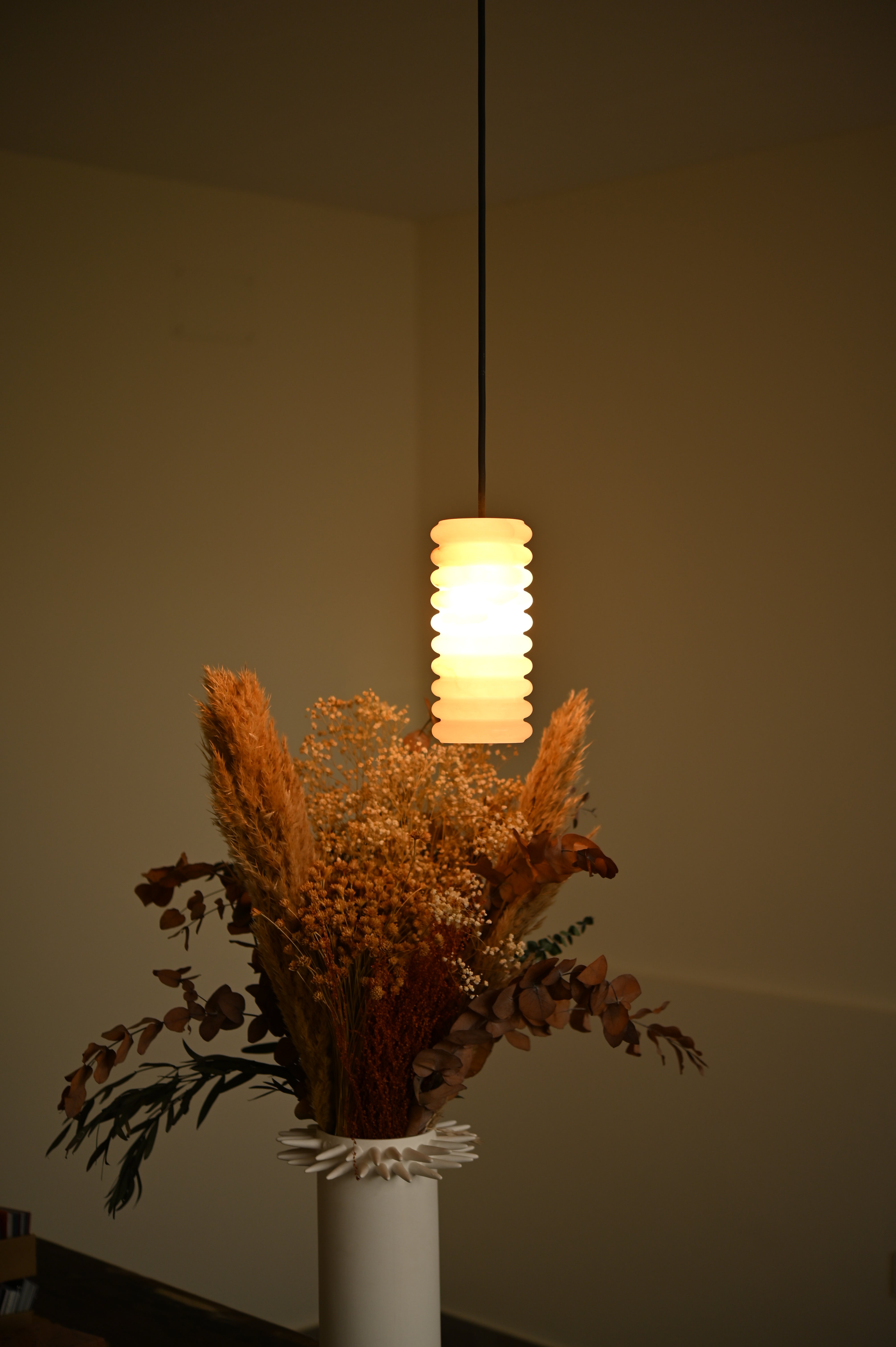 Hanging Lamp MANIKO FLUTA White Alabaster