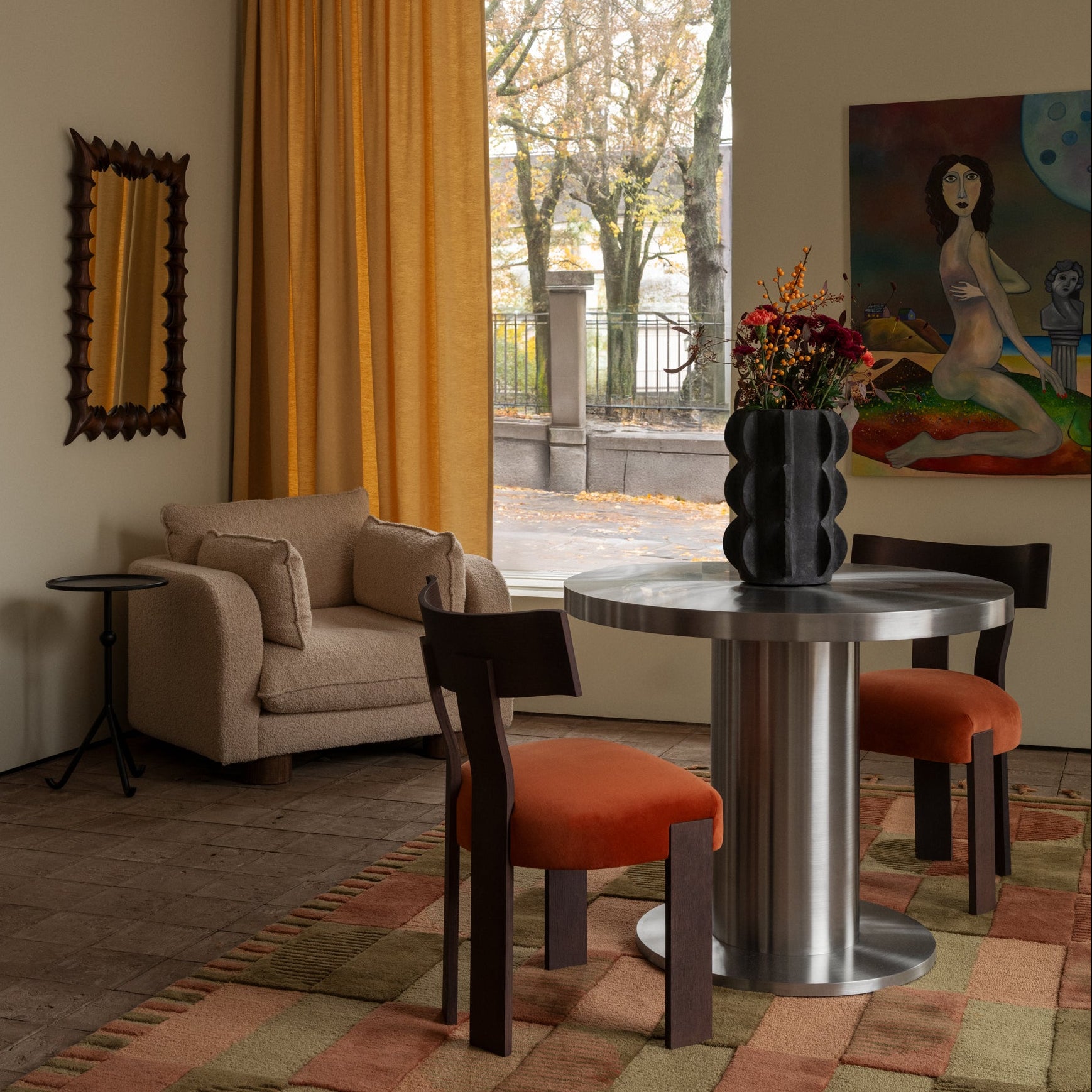 Okrúhly stôl CUFFLINK leštená oceľ