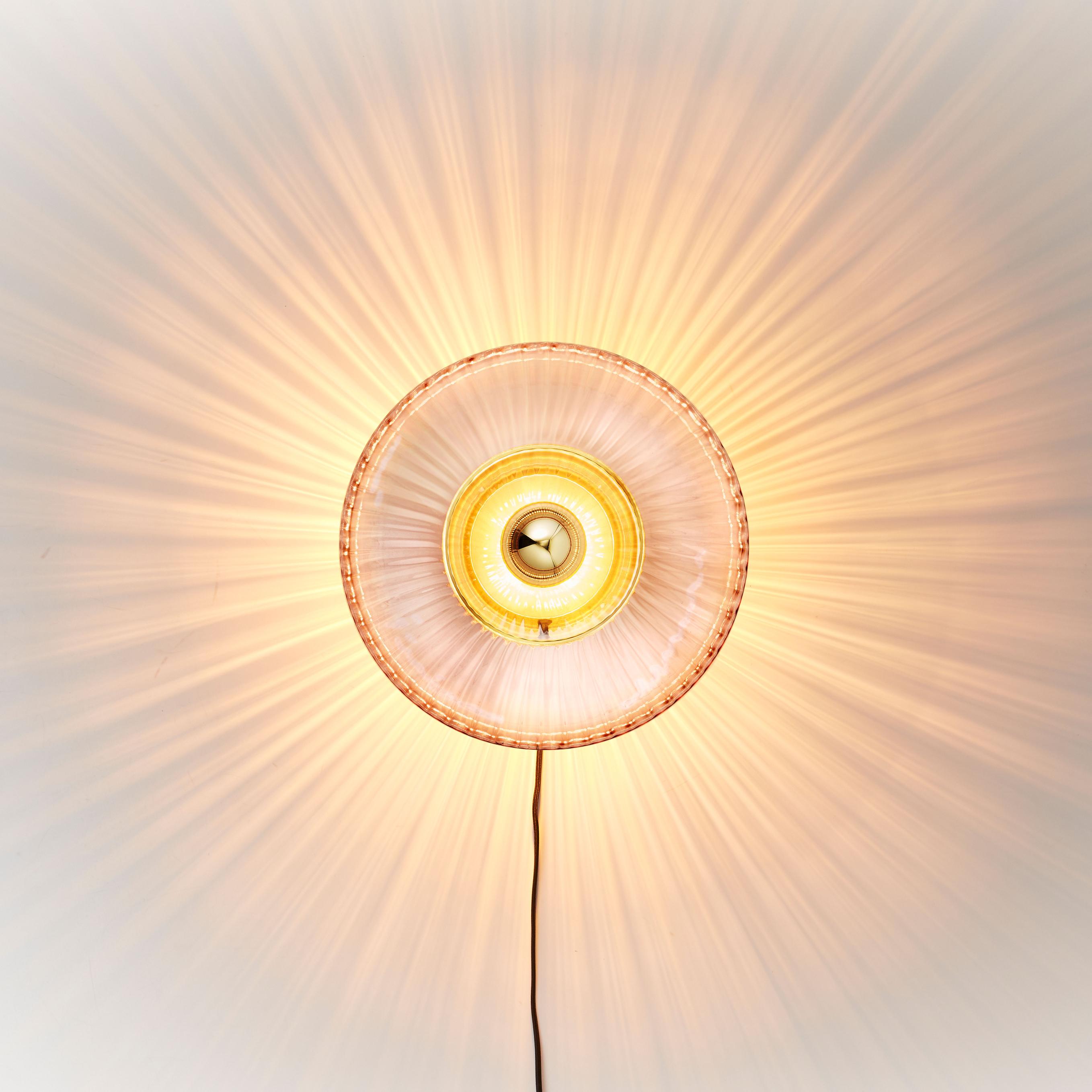 Nástenné svietidlo NOVÁ VLNA OPTIK ružové sklo