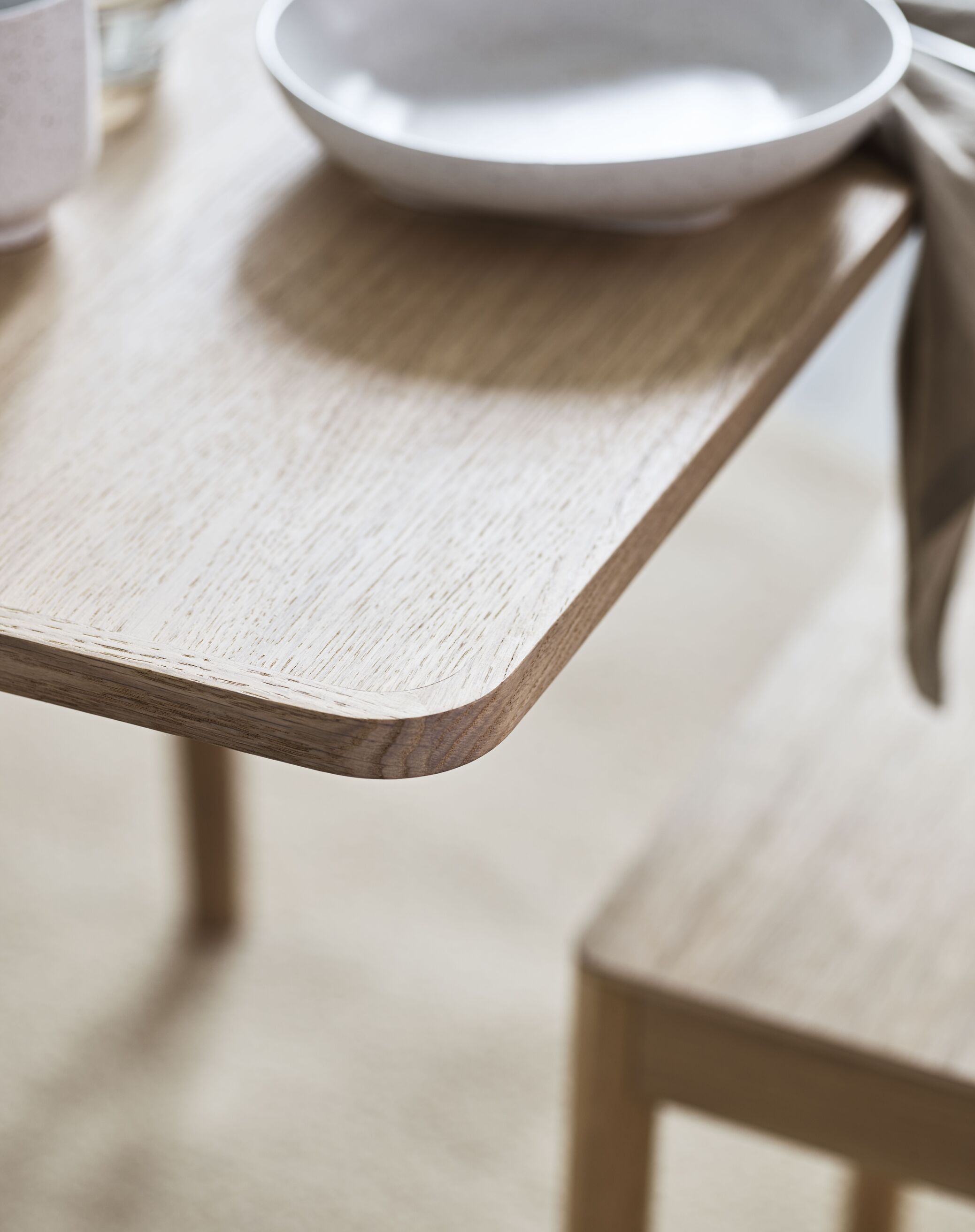 Stôl DOUBLEUP z dubového dreva