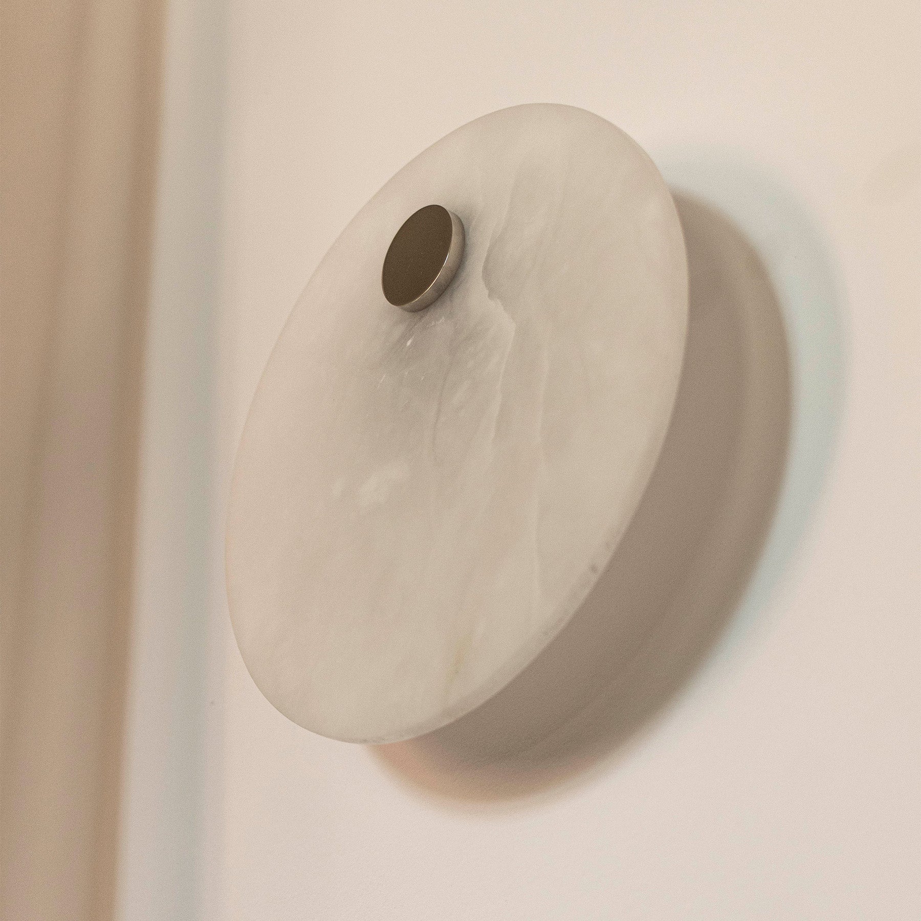 Alabaster Wall Lamp EOS Nickel