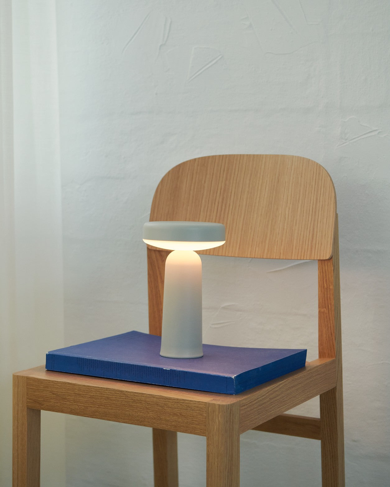 Portable outdoor lamp EASE gray