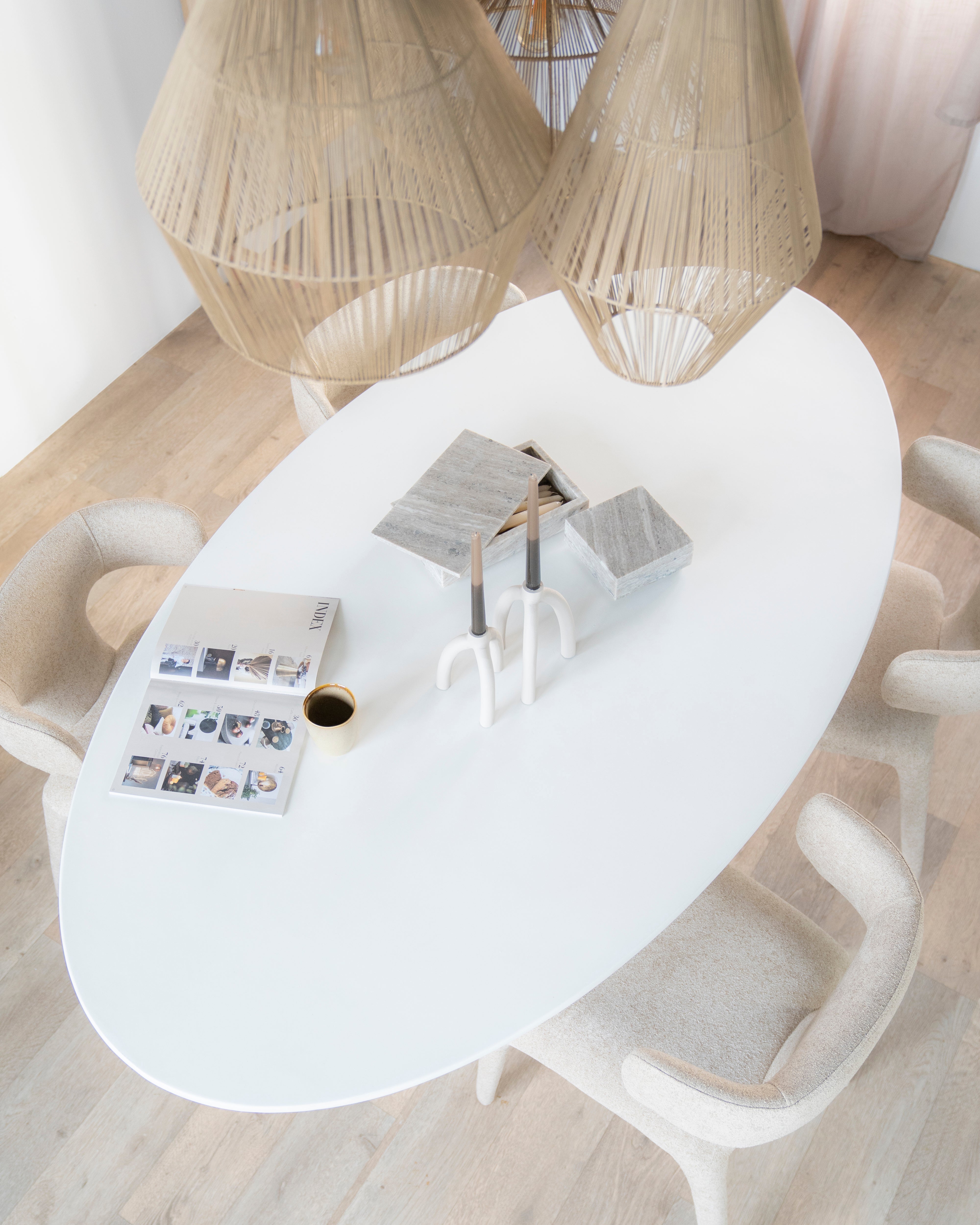 Okrúhly stôl ELIN biely