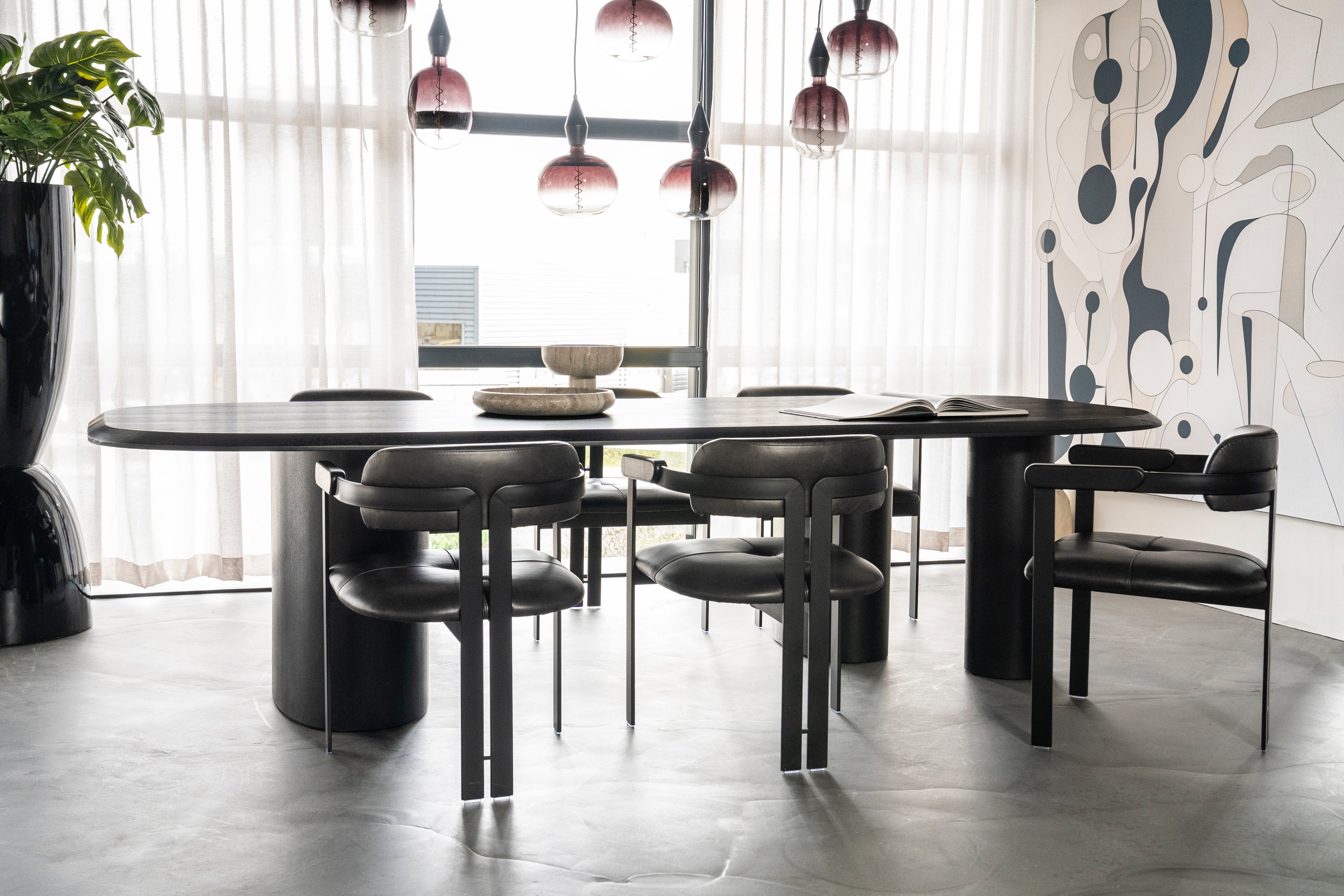 Stôl WALTER čierny dubový dyha