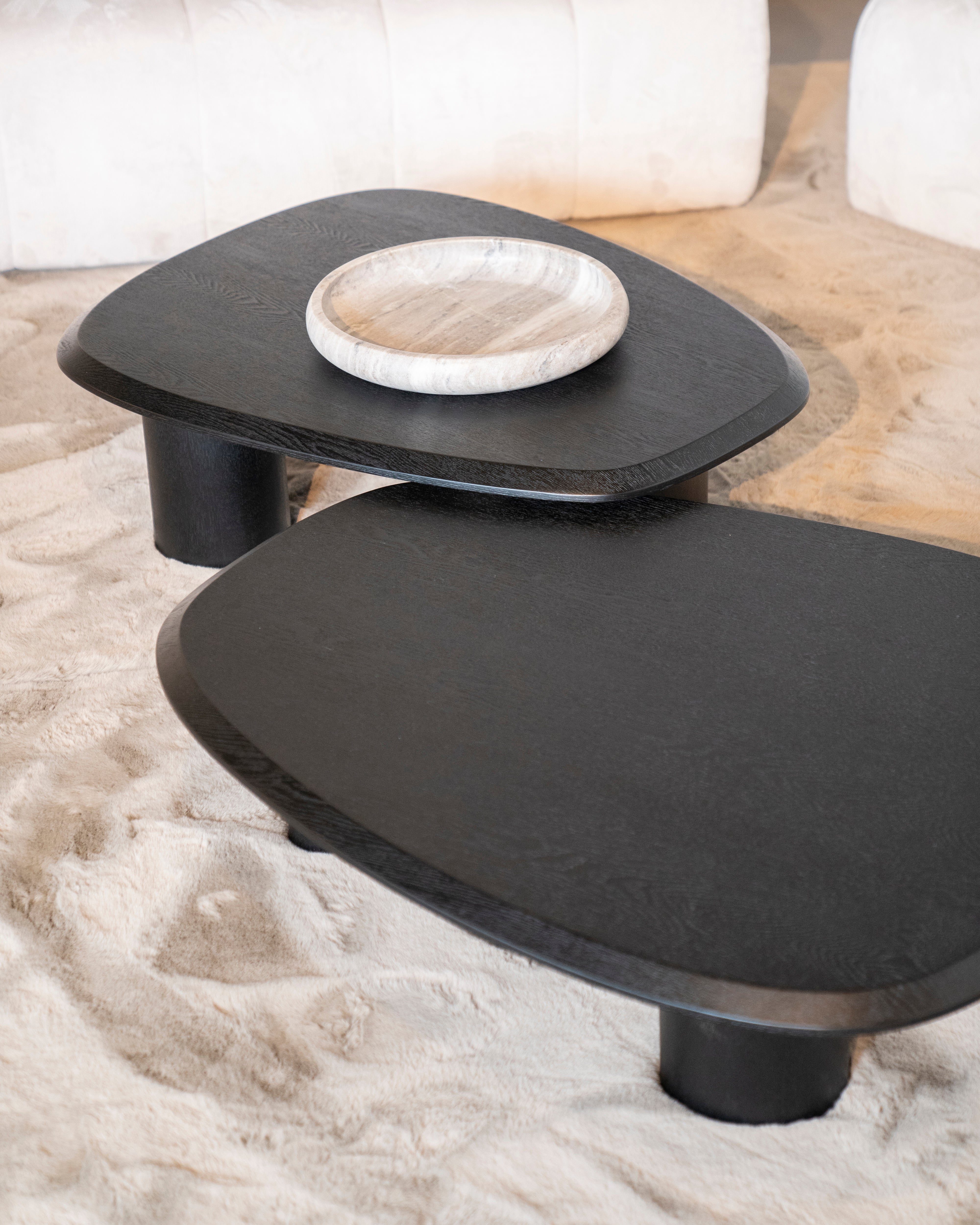 Kávový stolík WALTER čierny dubový dyha