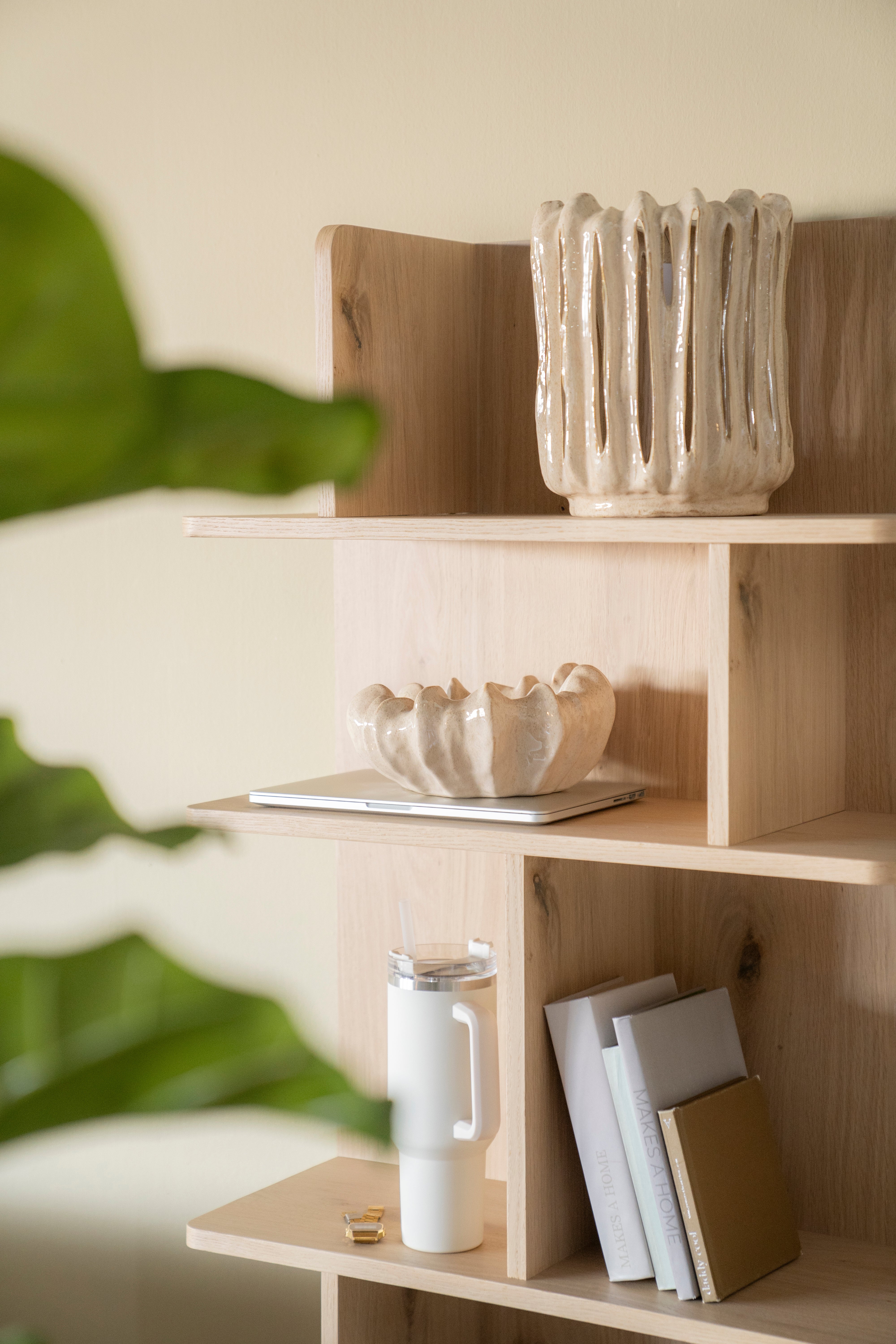 Regál RENEE dubový dyha