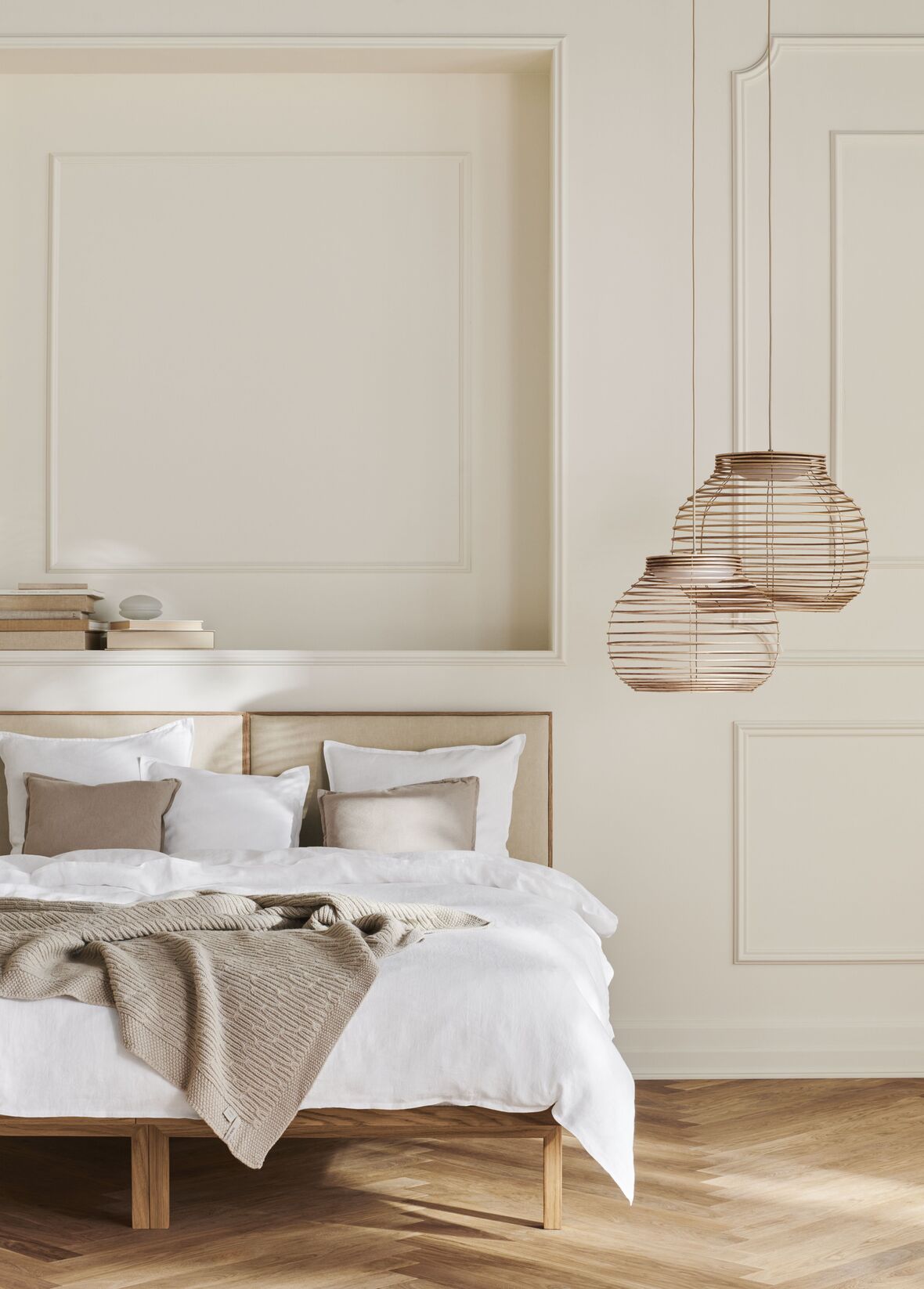 Plover heavy cream pillow