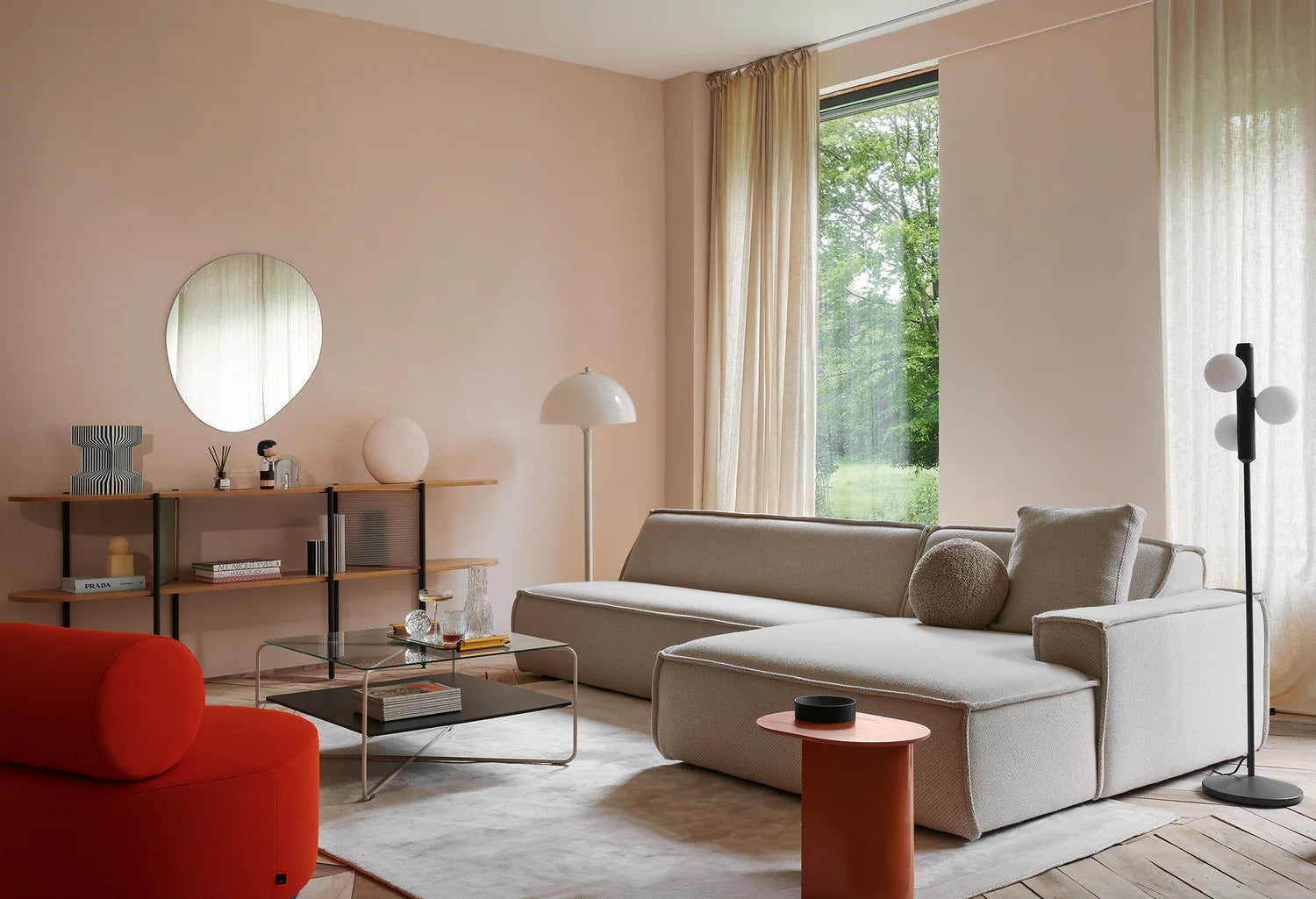 Stojaca lampa KAKTEE čierna