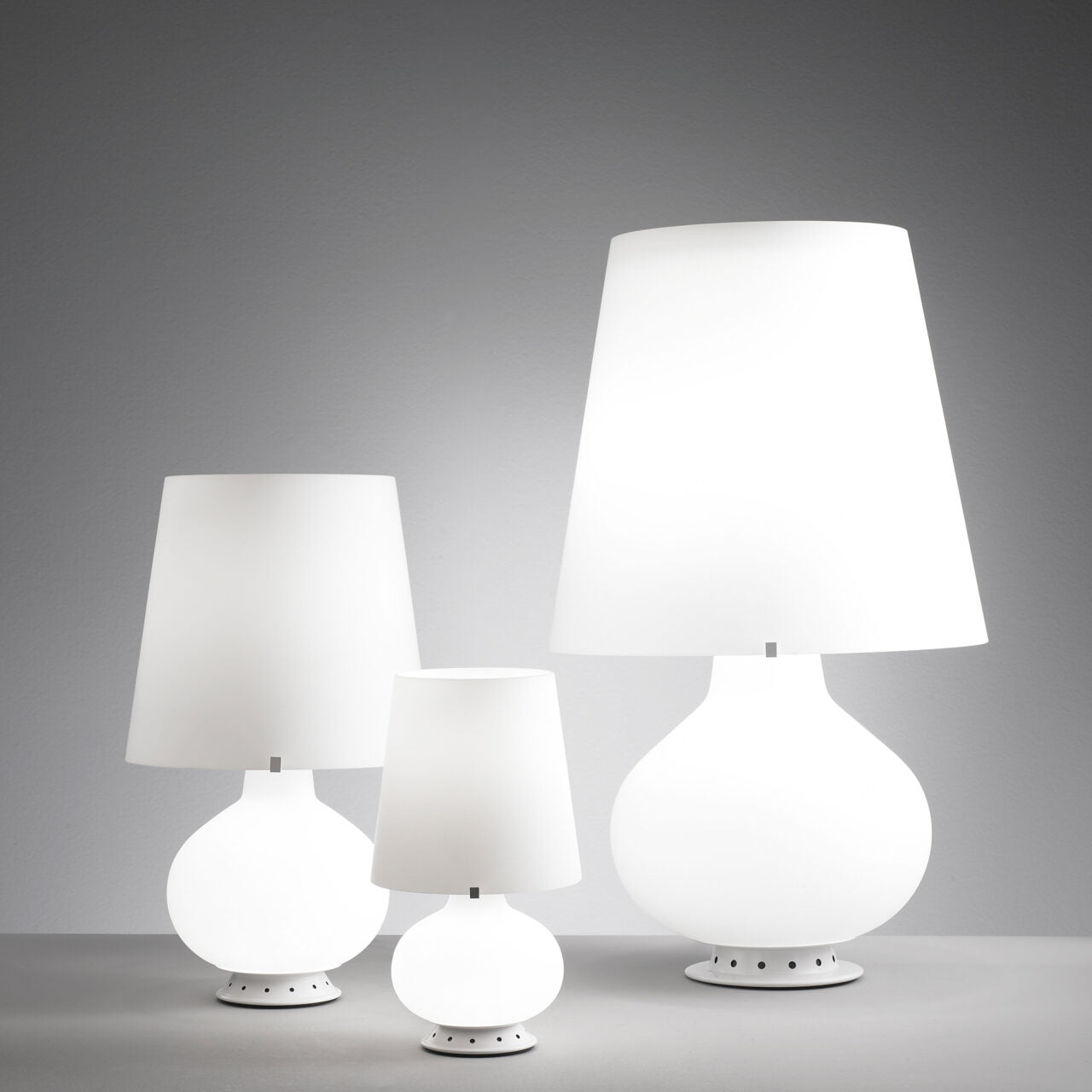 Stolná lampa FONTANA 1853 biele saténové sklo fúkané