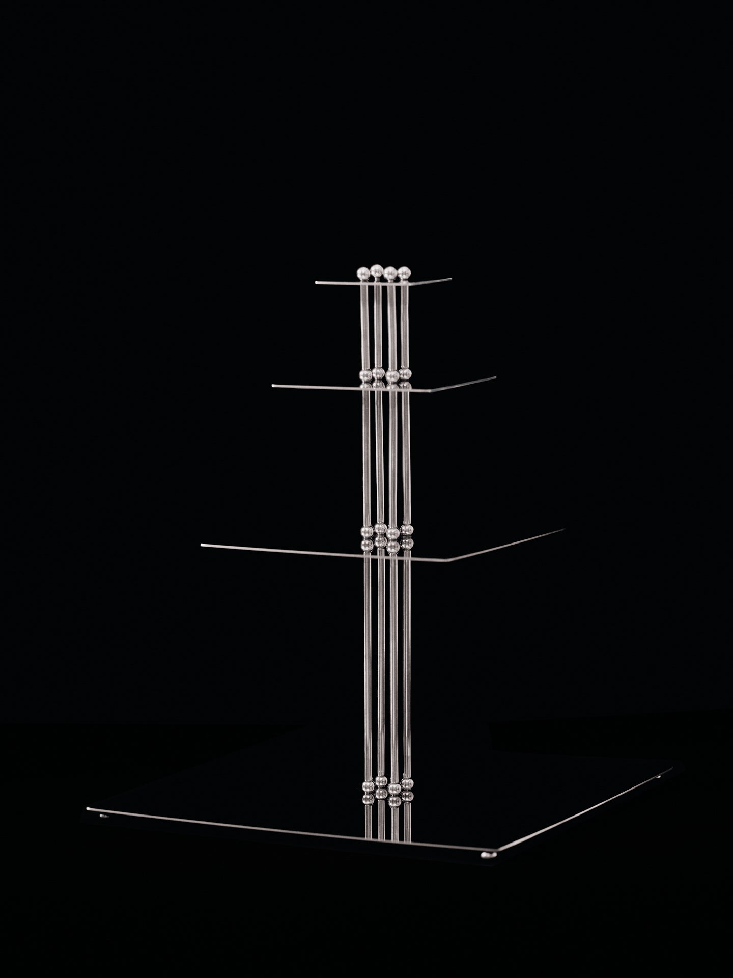 Polica ORBELLE z nehrdzavejúcej ocele