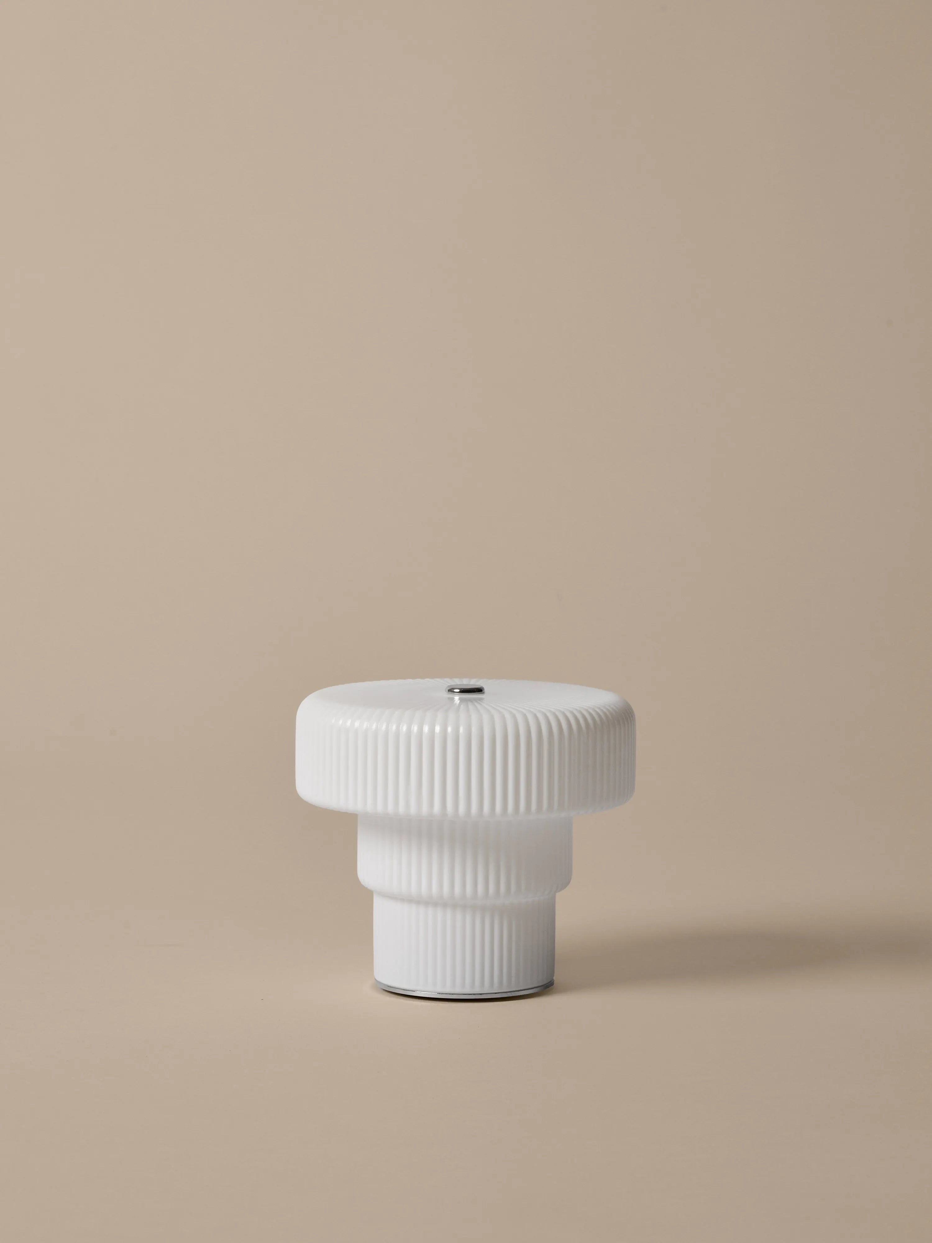 Prenosná lampa RIPPLE biela