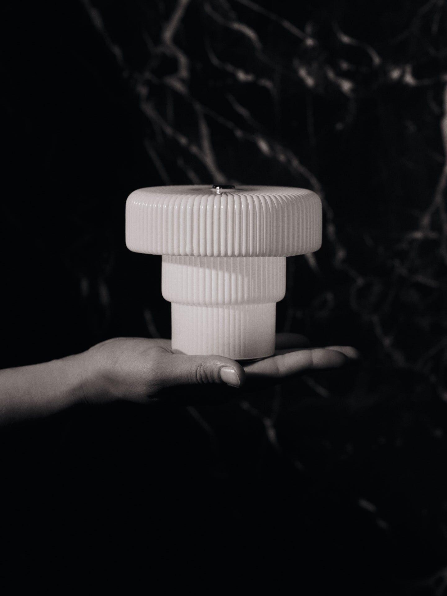 Prenosná lampa RIPPLE biela