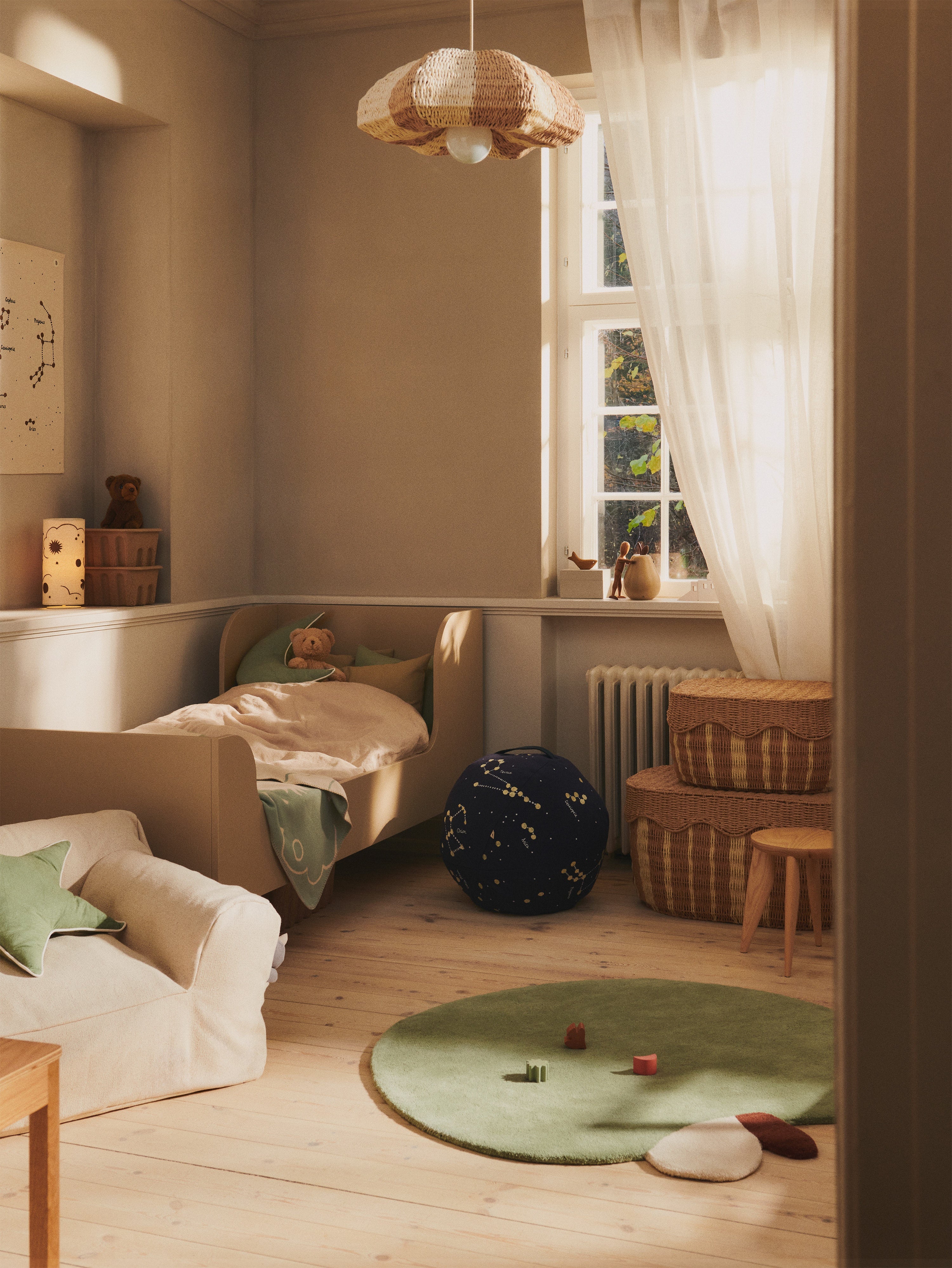 Detský koberec APPLE zelený s tehlovou a béžovou