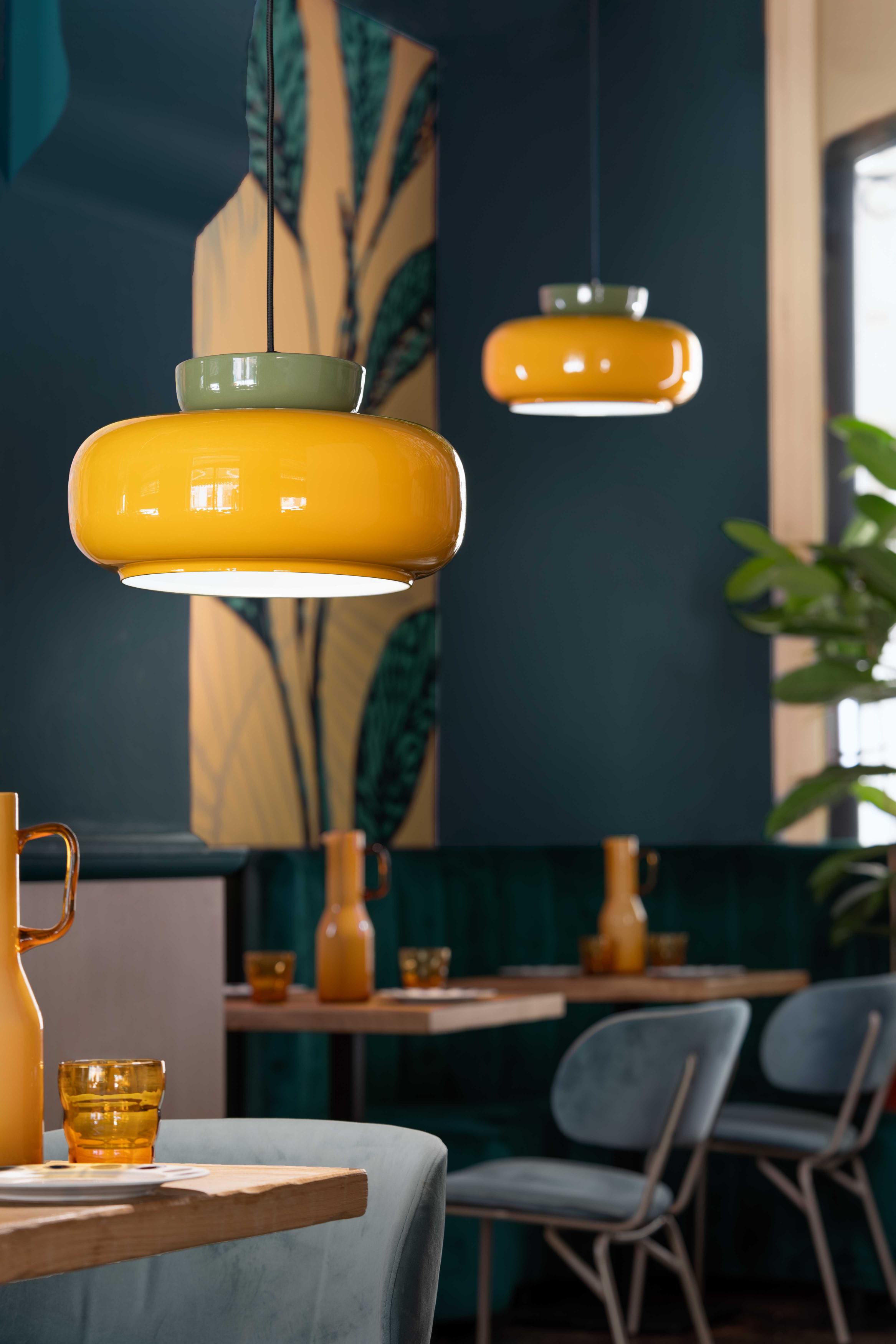 MARACANÀ yellow ceramic pendant lamp with sage