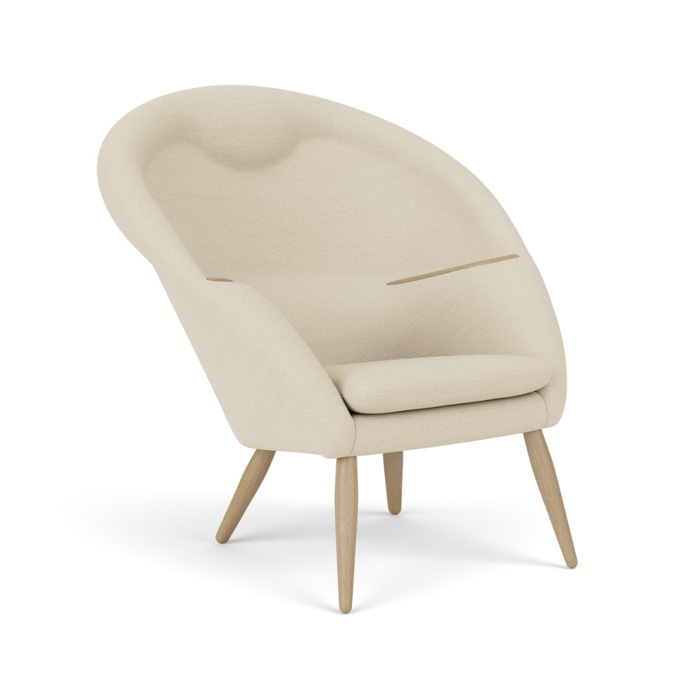 Fotel ODA béžový s dubovou základňou