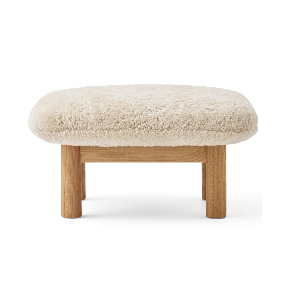 BRASILIA Footrest sheepskin with oak base