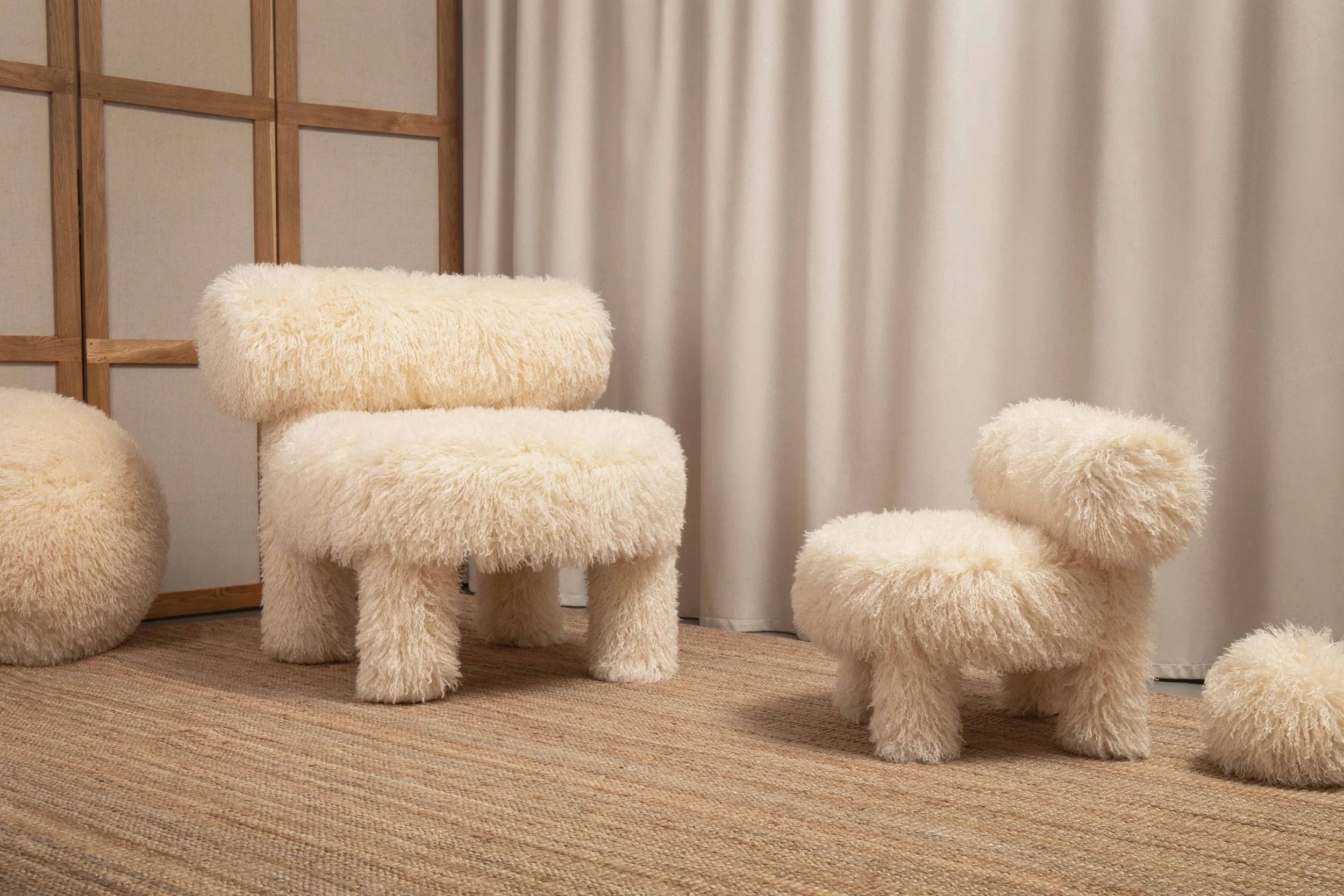 Fotel GROPIUS CS1 - FLUFFY EDITION umelé kožušiny