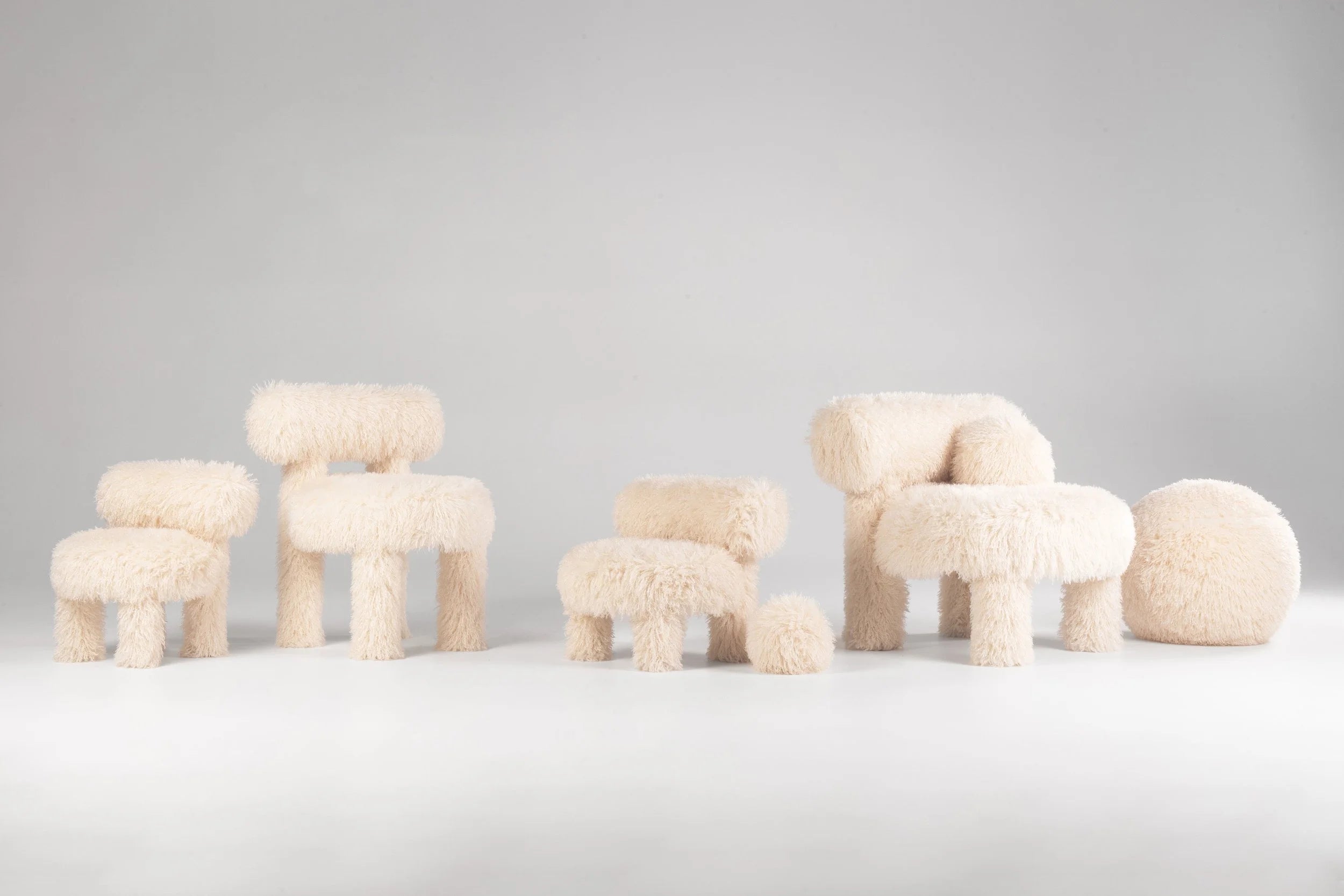 Fotel GROPIUS CS1 - FLUFFY EDITION umelé kožušiny