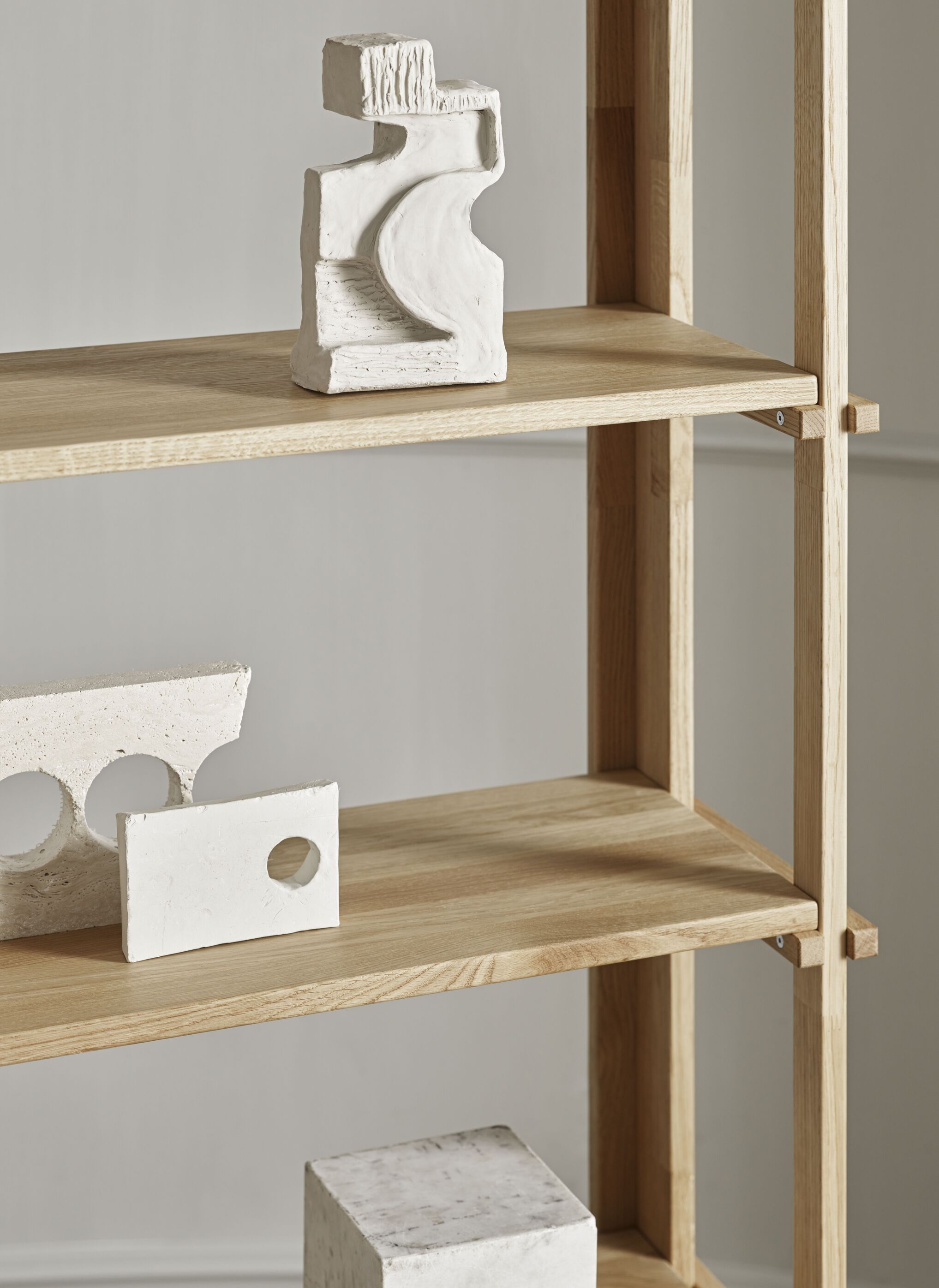 Regál FRIEDMAN z dubového dreva