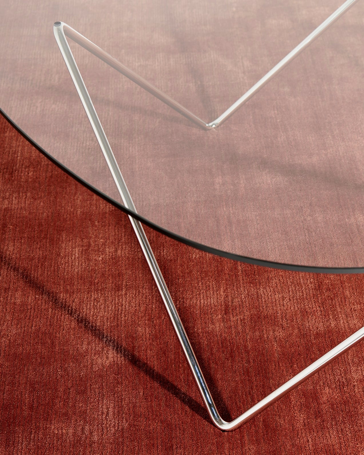 Kávový stolík PEDRERA sklo s chrómovaným podstavcom