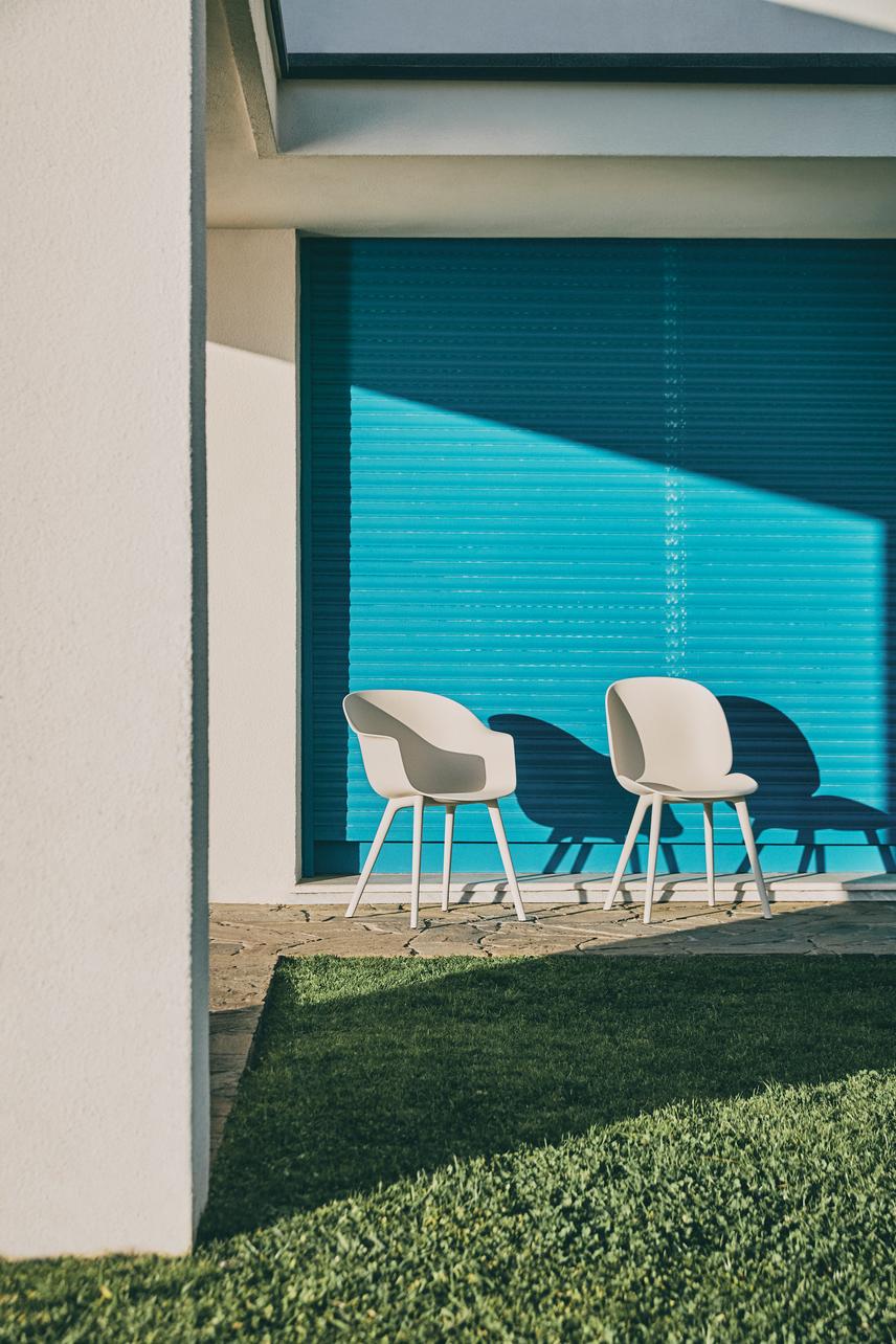 BEETLE garden chair white