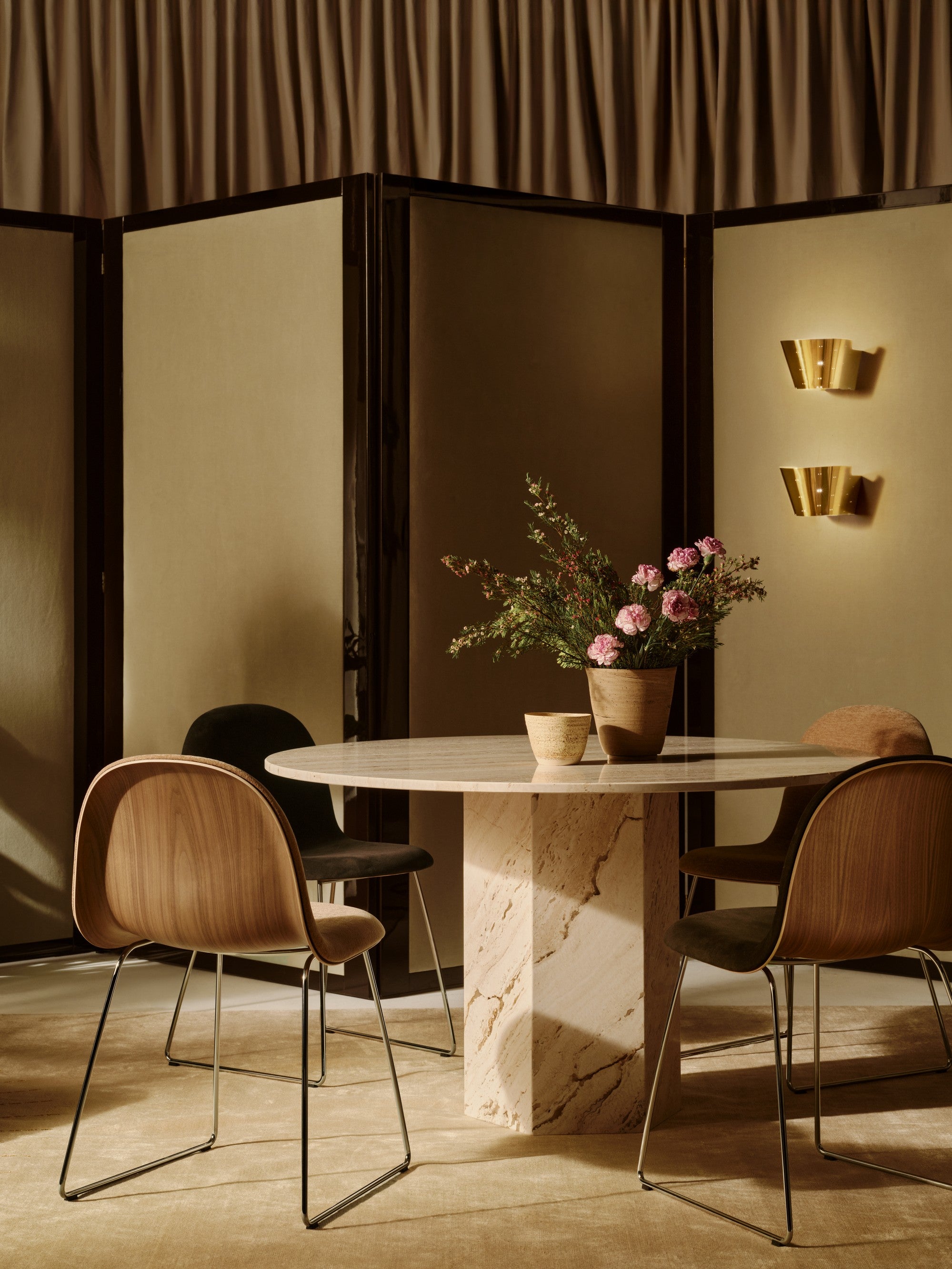 Nástenné svietidlo 9464 leštený mosadz