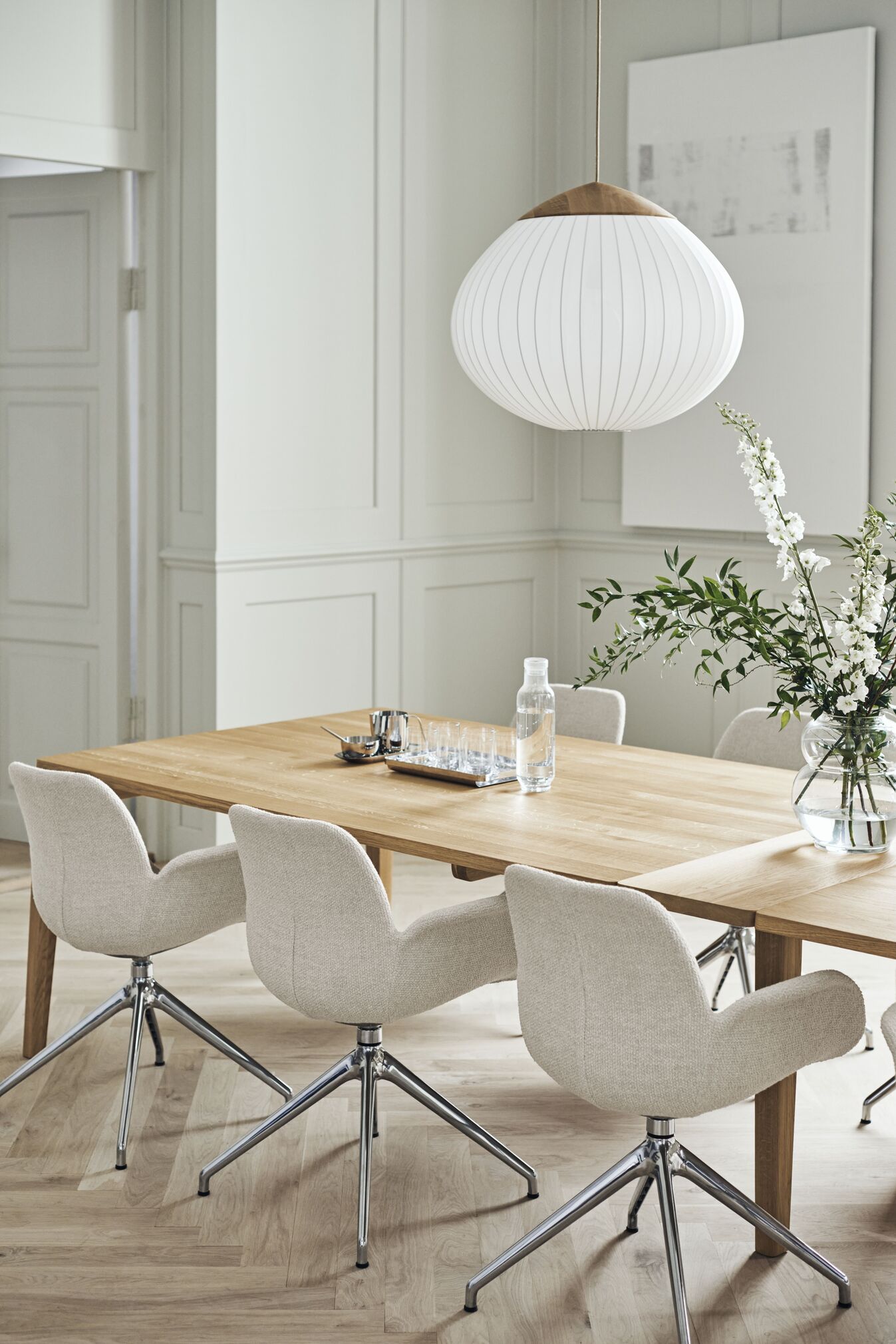 Kancelárske kreslo SEED béžové so železnou základňou