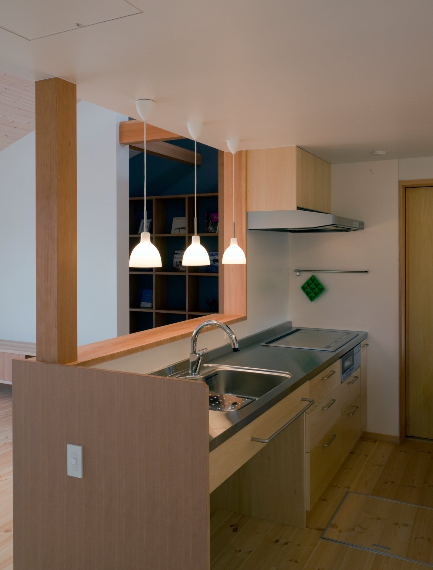 Závesná lampa TOLDBOD GLASS biela