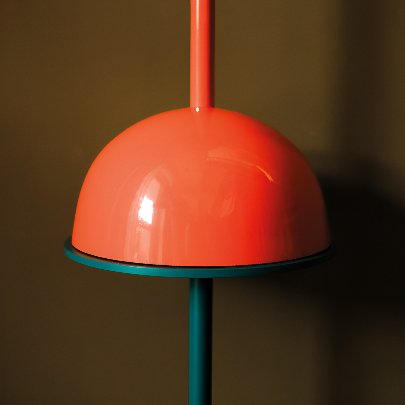 Linda side table. X unc sea blue