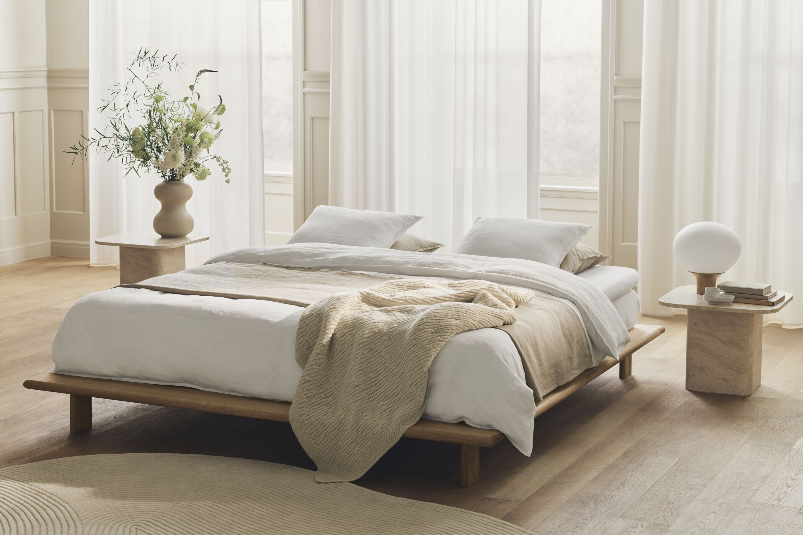 Posteľ HAVEN bielené dubové drevo