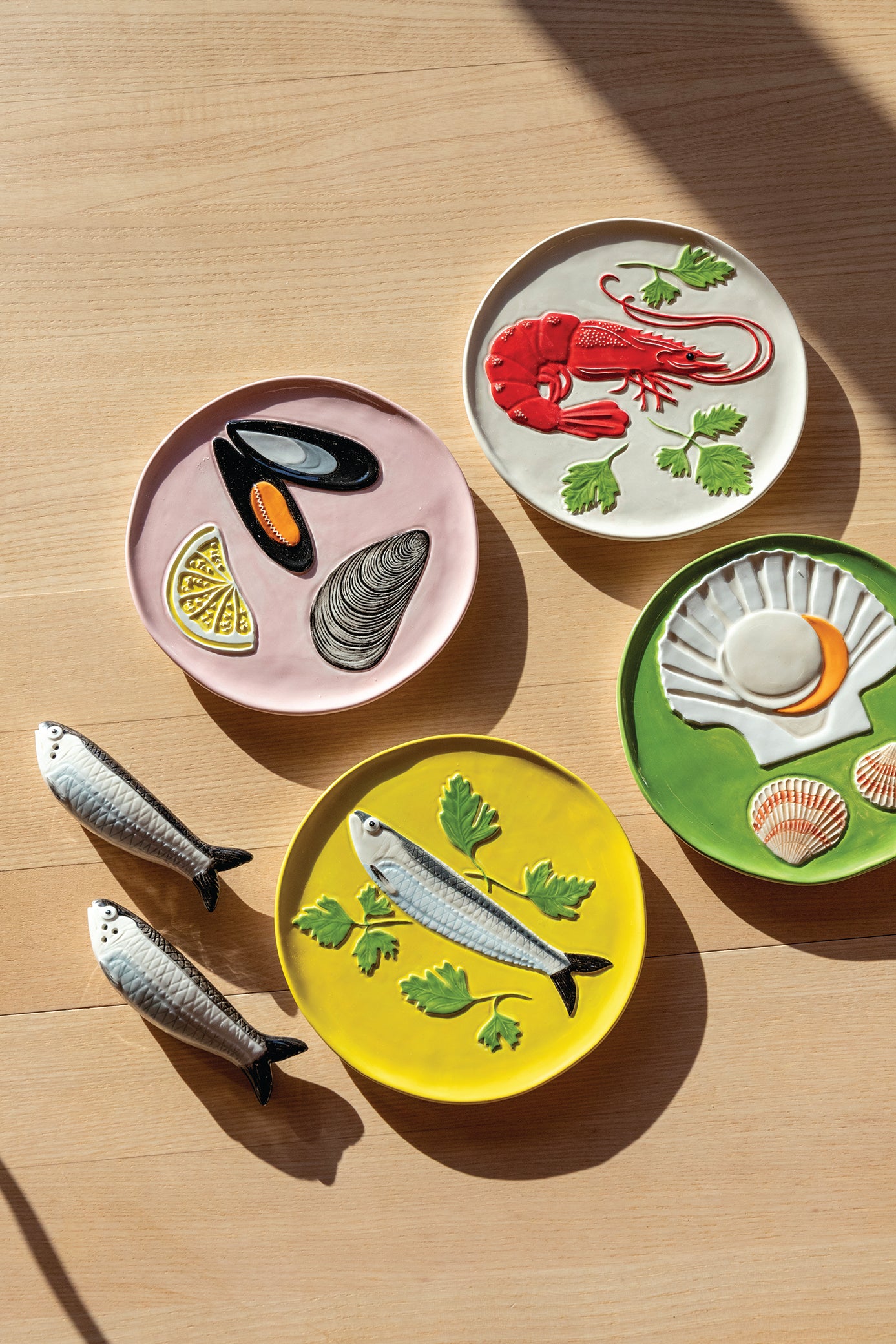 Súprava dezertných tanierov DE LA MER farebná