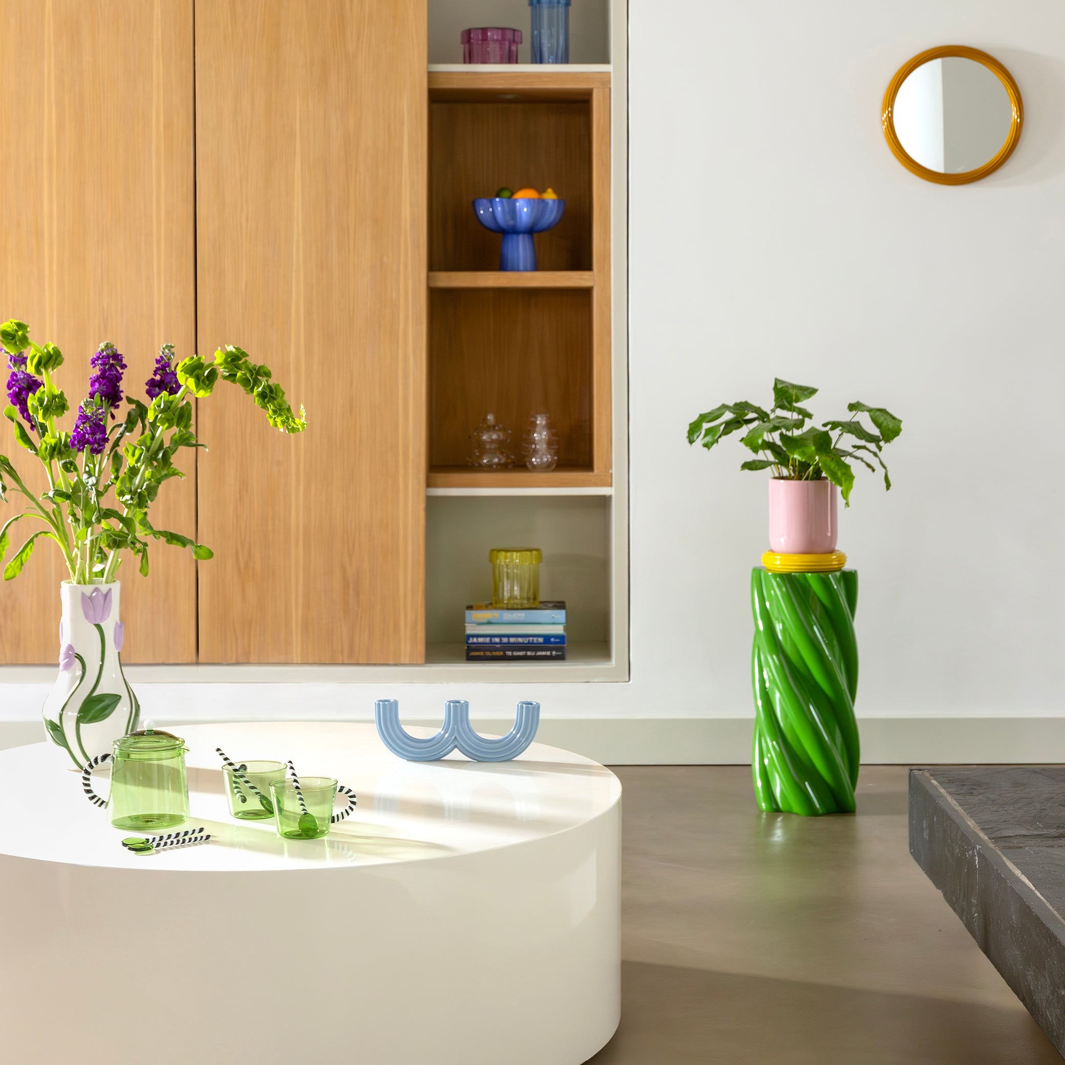 Súprava pohárov DUET zelená s čierno-bielým uchopením