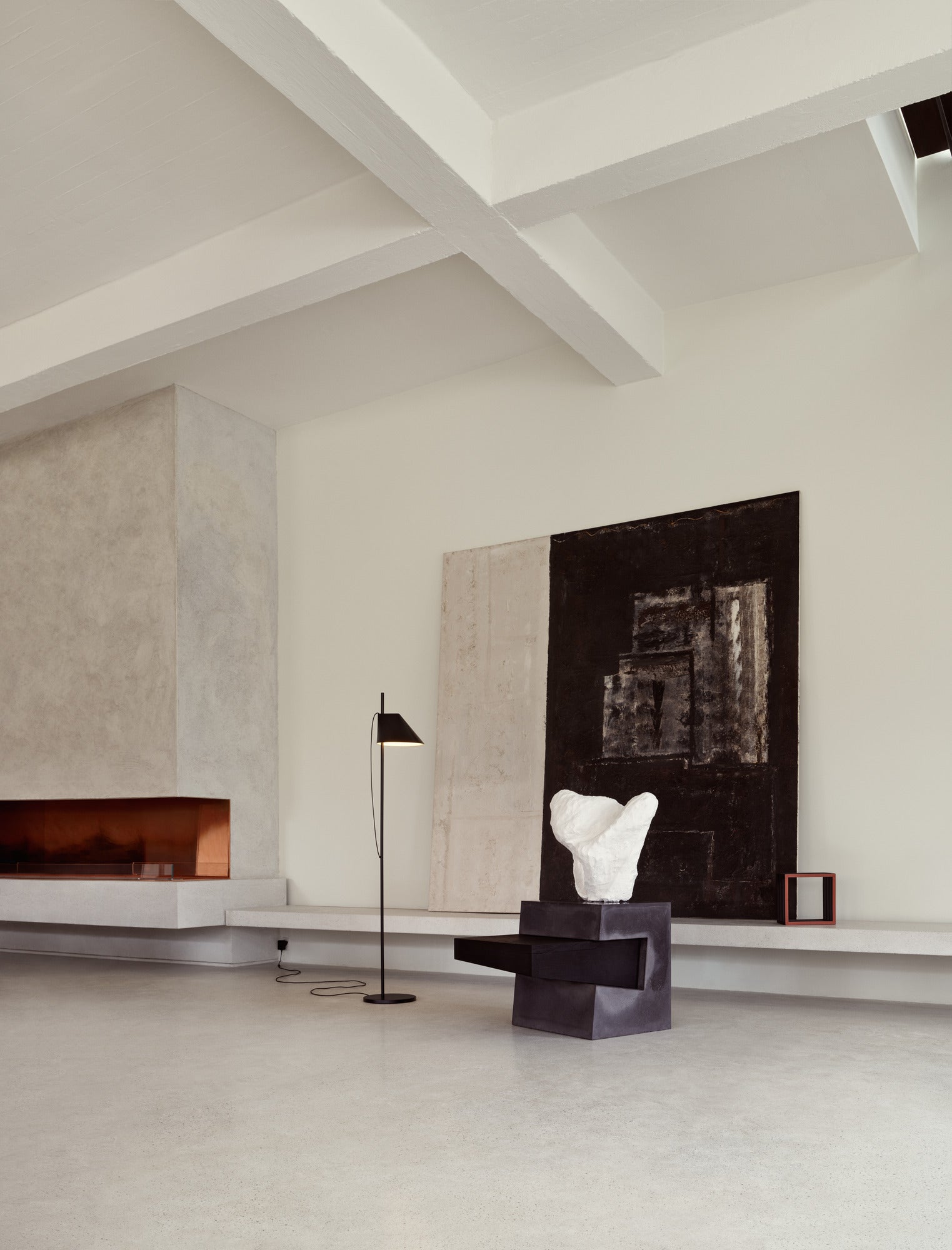 Stojaca lampa YUH čierna