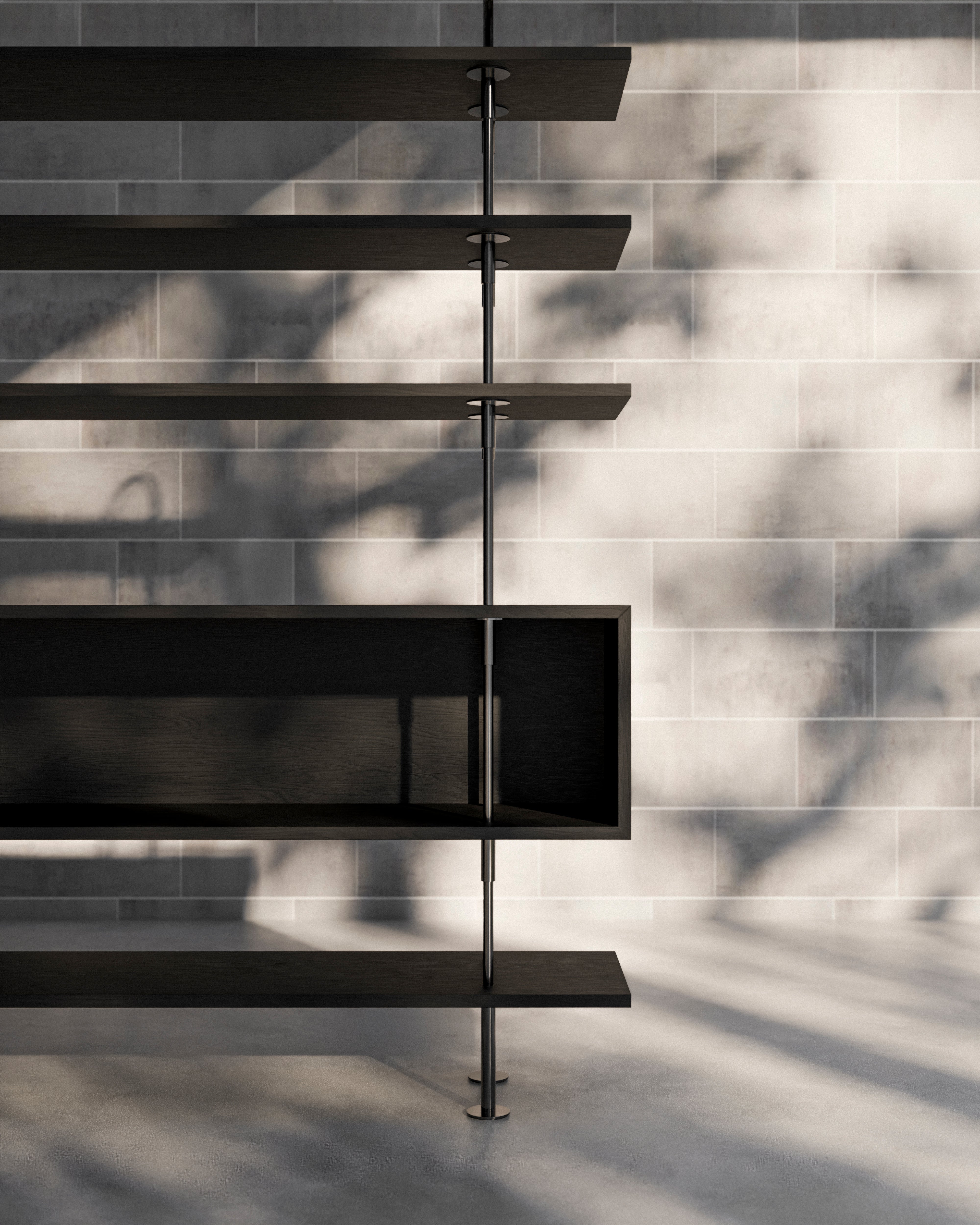 Regál KEEN BOX tmavé jaseňové drevo s čiernym mosadzným rámom