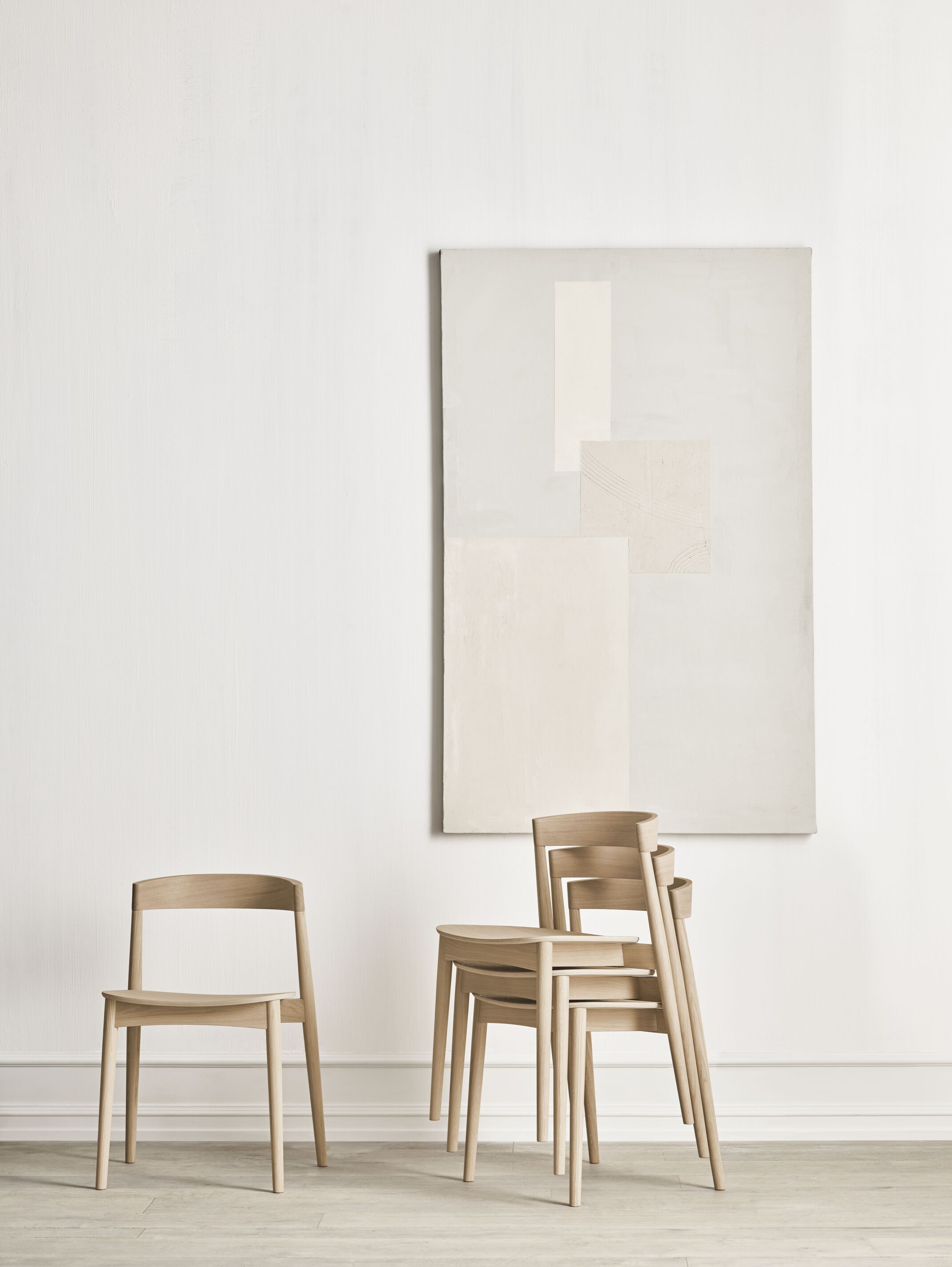 Stolička KITE z lakovaného dubového dreva na čierno