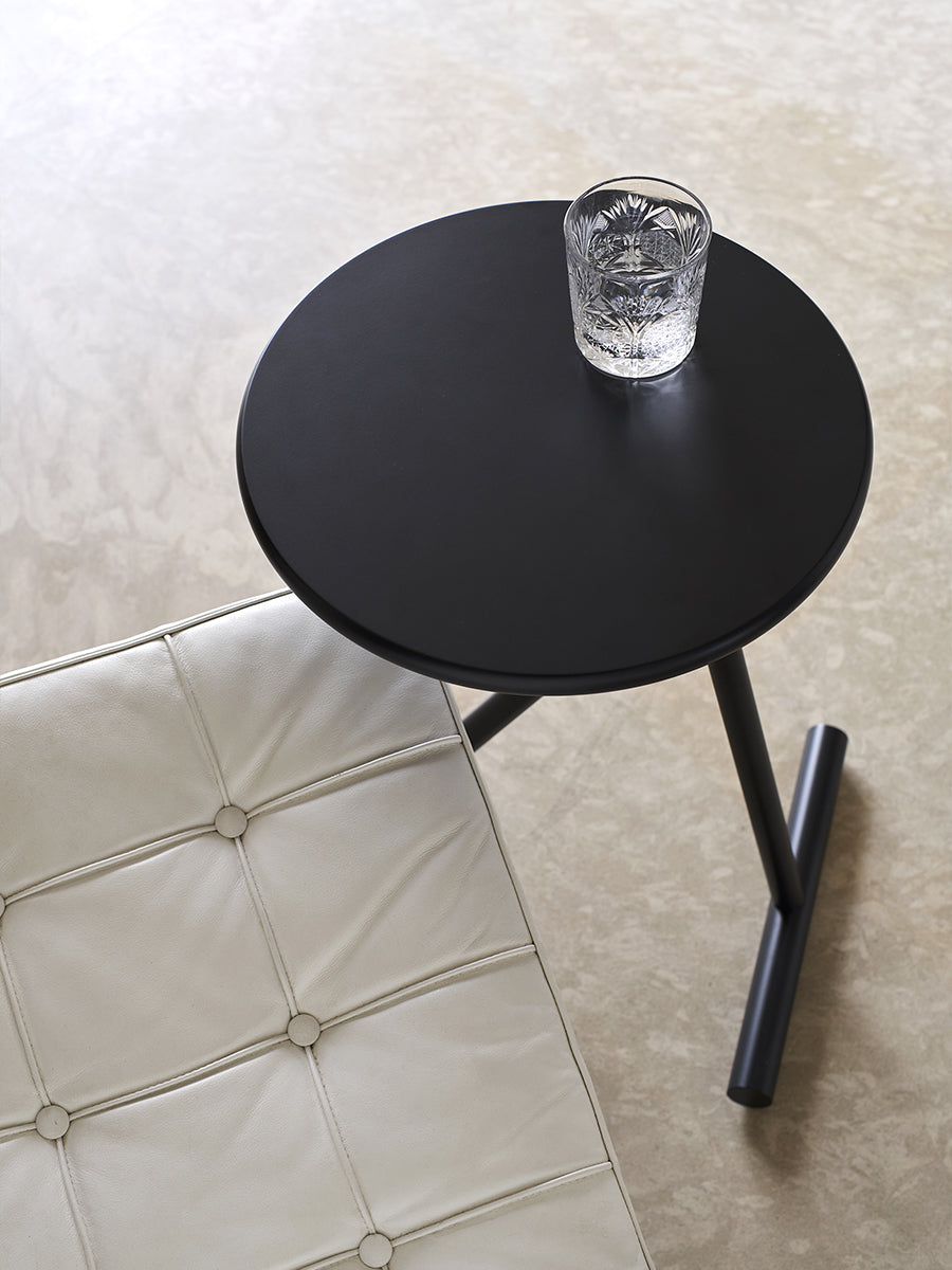 KOJI side table with a fiberglass top and black base