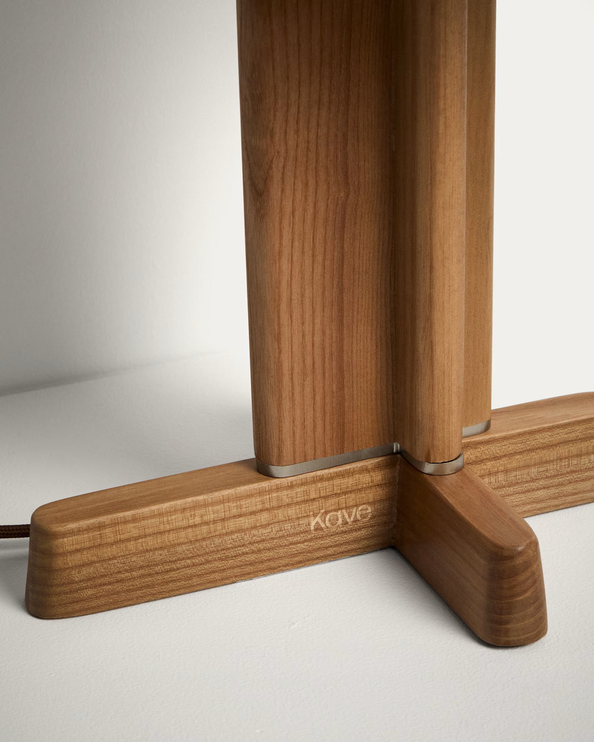 NIANI Table Lamp in Gray with Wooden Base